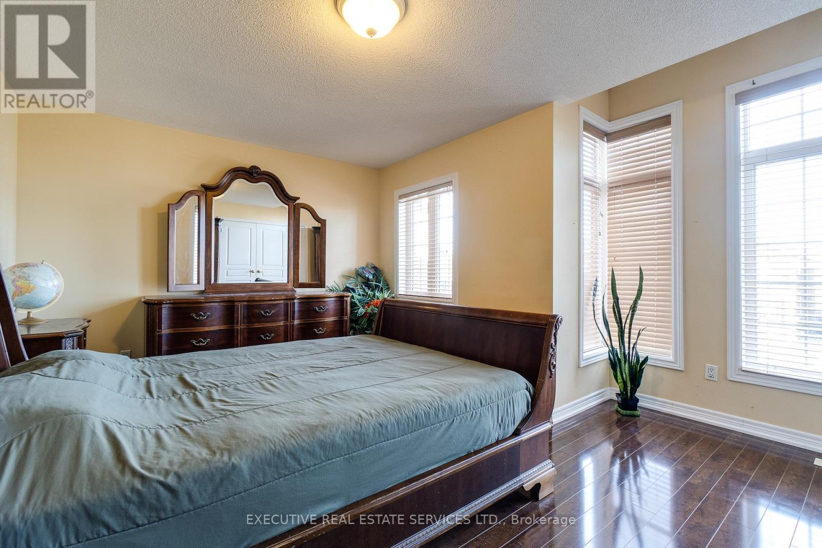 44 Moldovan Drive, Brampton, Ontario  L6R 0E4 - Photo 36 - W12738796