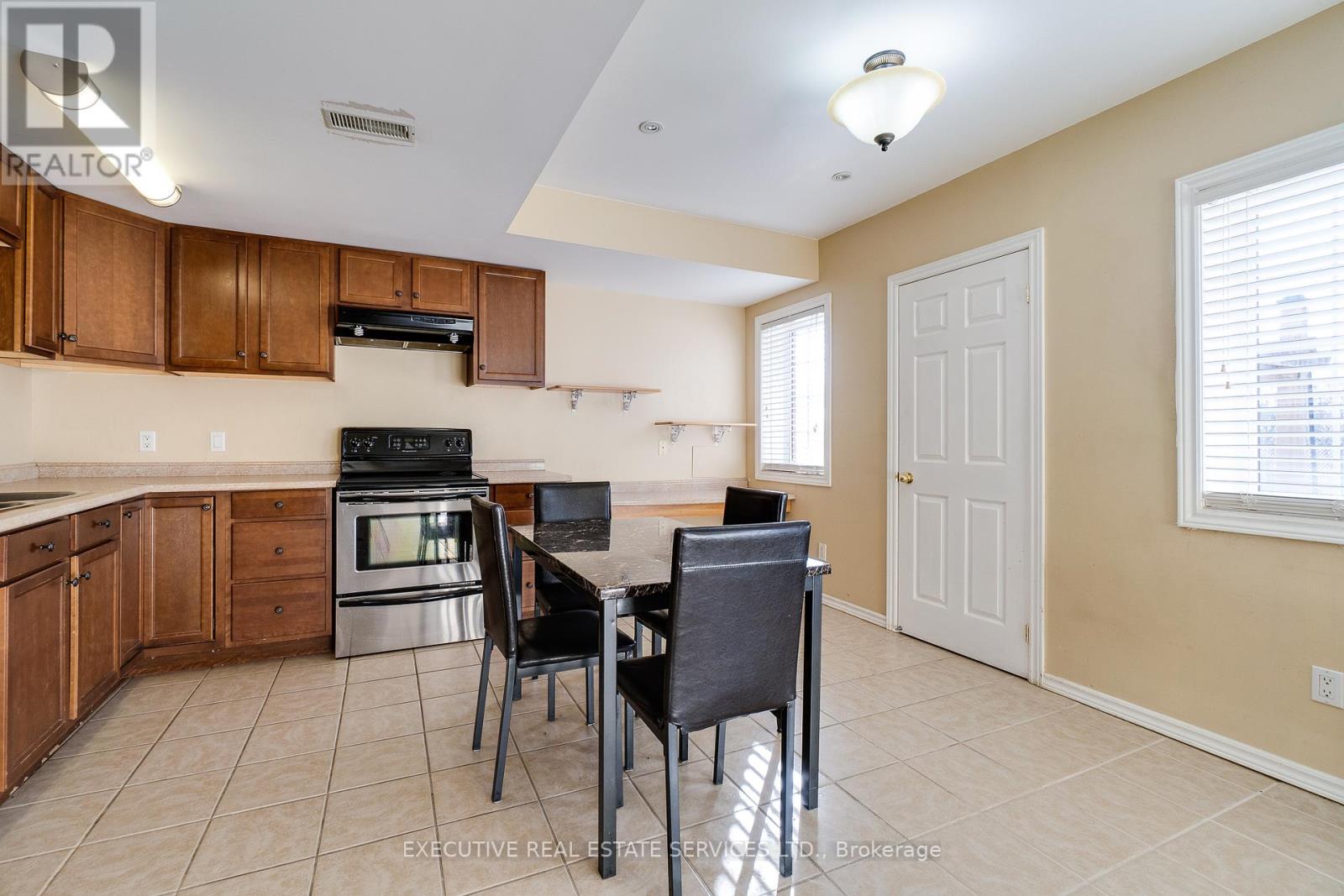 44 Moldovan Drive, Brampton, Ontario  L6R 0E4 - Photo 42 - W12738796