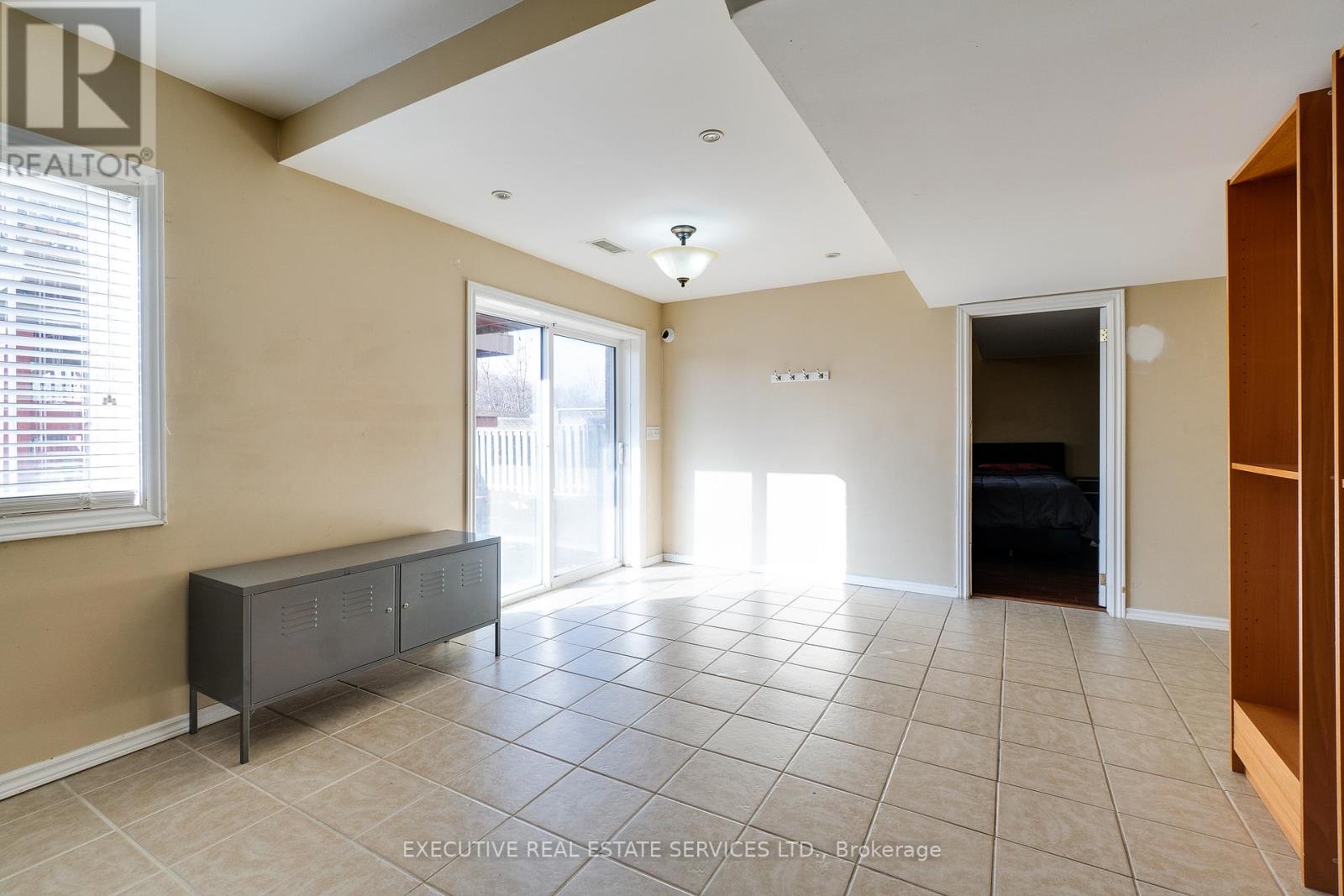 44 Moldovan Drive, Brampton, Ontario  L6R 0E4 - Photo 43 - W12738796