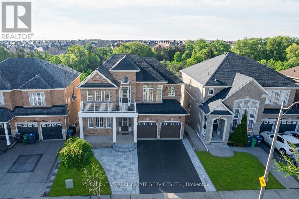 44 Moldovan Drive, Brampton, Ontario  L6R 0E4 - Photo 8 - W12738796