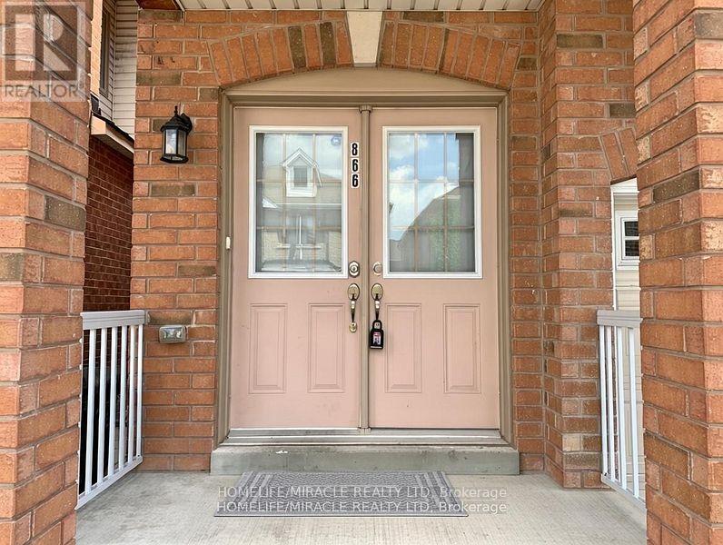866 Francine Crescent, Mississauga, Ontario  L5V 0E2 - Photo 2 - W12738816