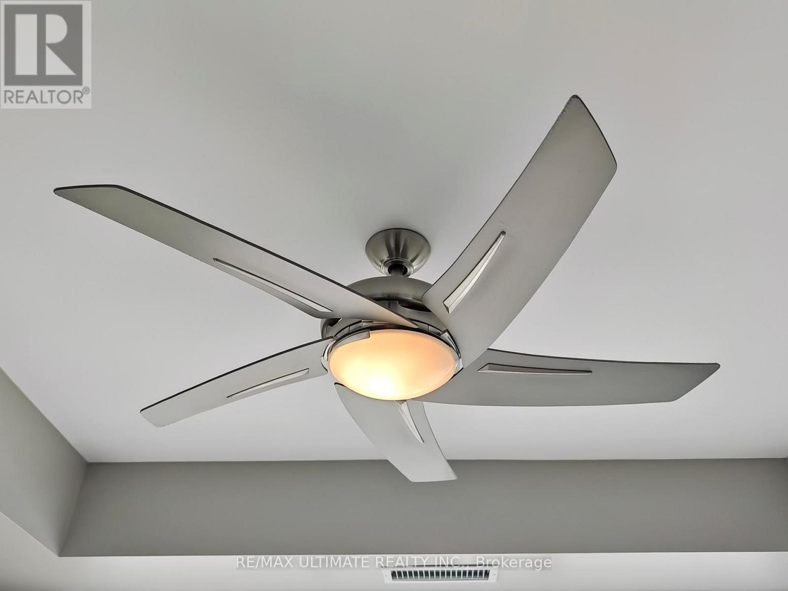 1106 - 15 Lynch Street, Brampton, Ontario  L6W 0C7 - Photo 15 - W12738828