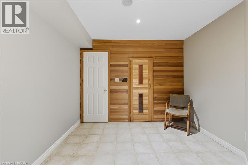 422 Powerline Road Unit# 34, Brantford, Ontario  N3R 8A1 - Photo 32 - 40801635