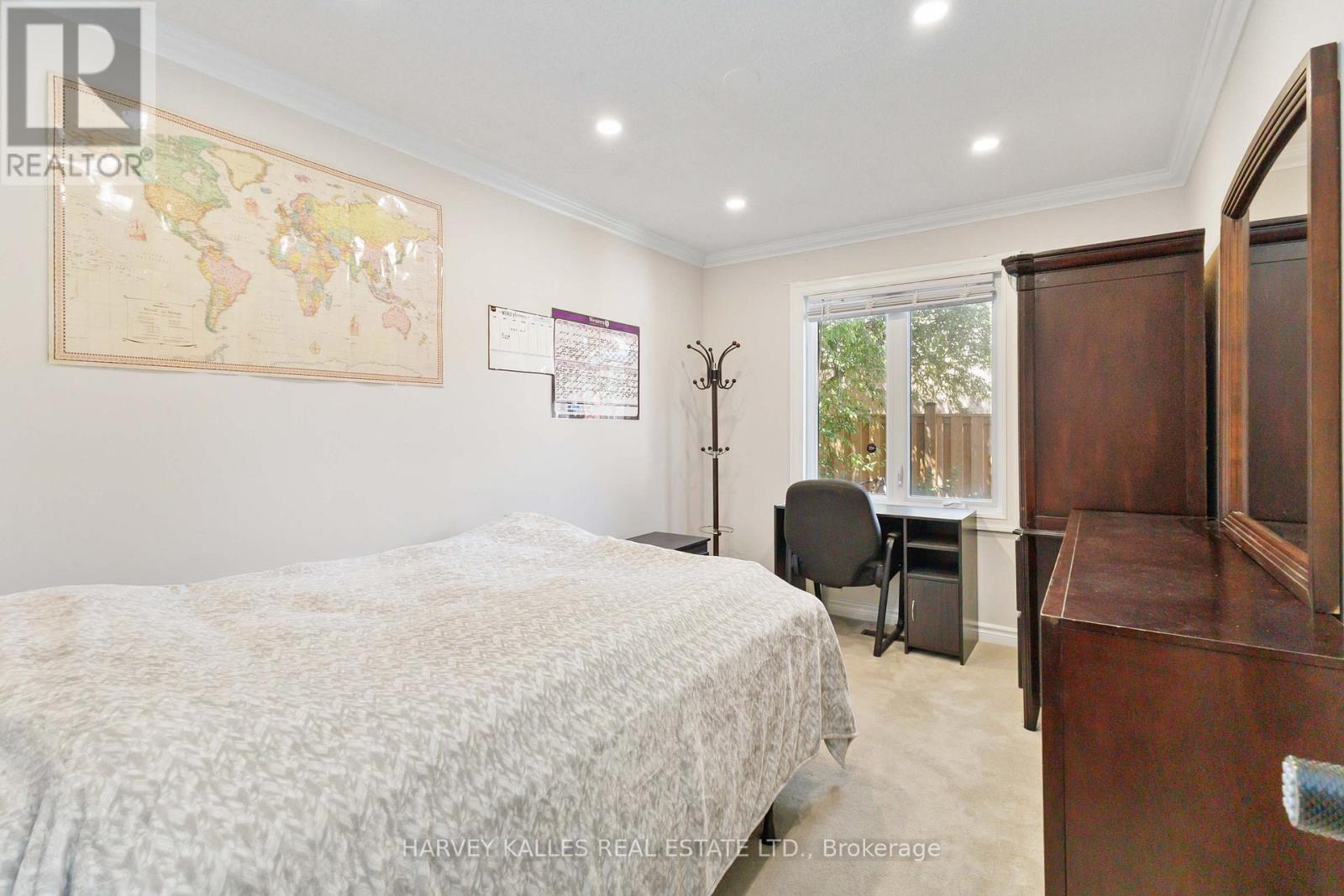 223 Sunnyside Drive, London North, Ontario  N5X 3R1 - Photo 23 - X12738720