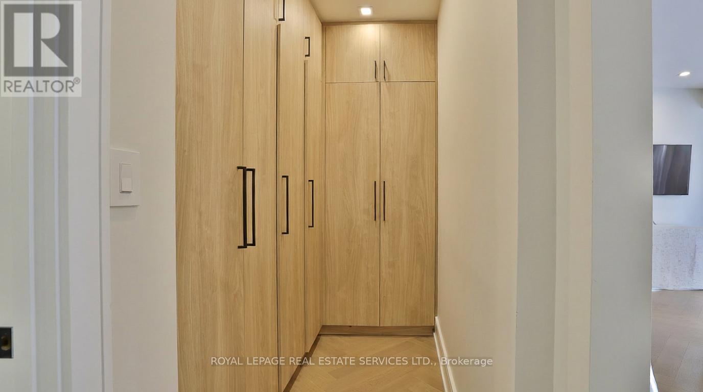 100 Appleby Place, Burlington, Ontario  L7L 2X1 - Photo 31 - W12680286