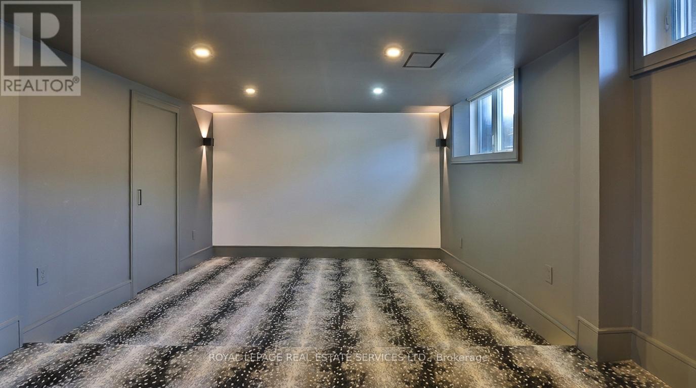 100 Appleby Place, Burlington, Ontario  L7L 2X1 - Photo 37 - W12680286