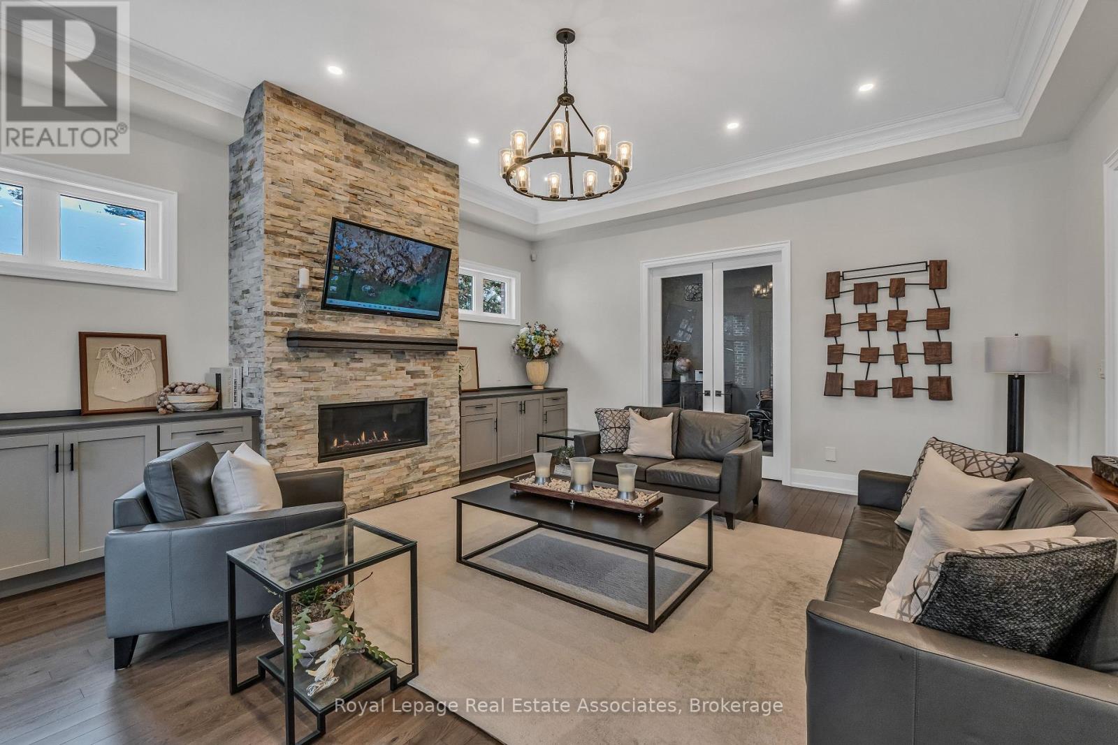 1285 Mineola Gardens, Mississauga, Ontario  L5G 3Y5 - Photo 19 - W12738704