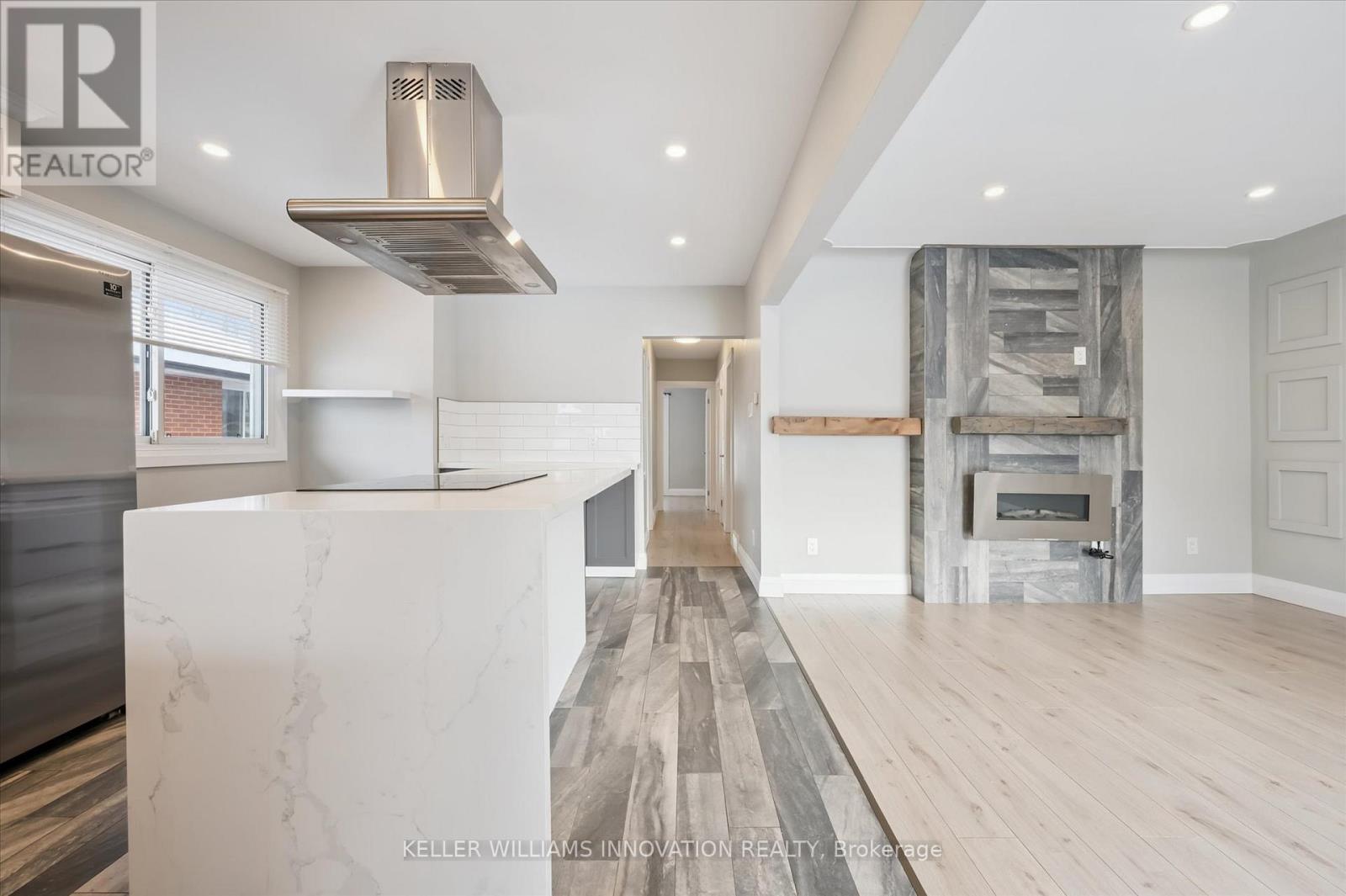 Upper - 192 Glen Road, Kitchener, Ontario  N2M 3G2 - Photo 3 - X12673674