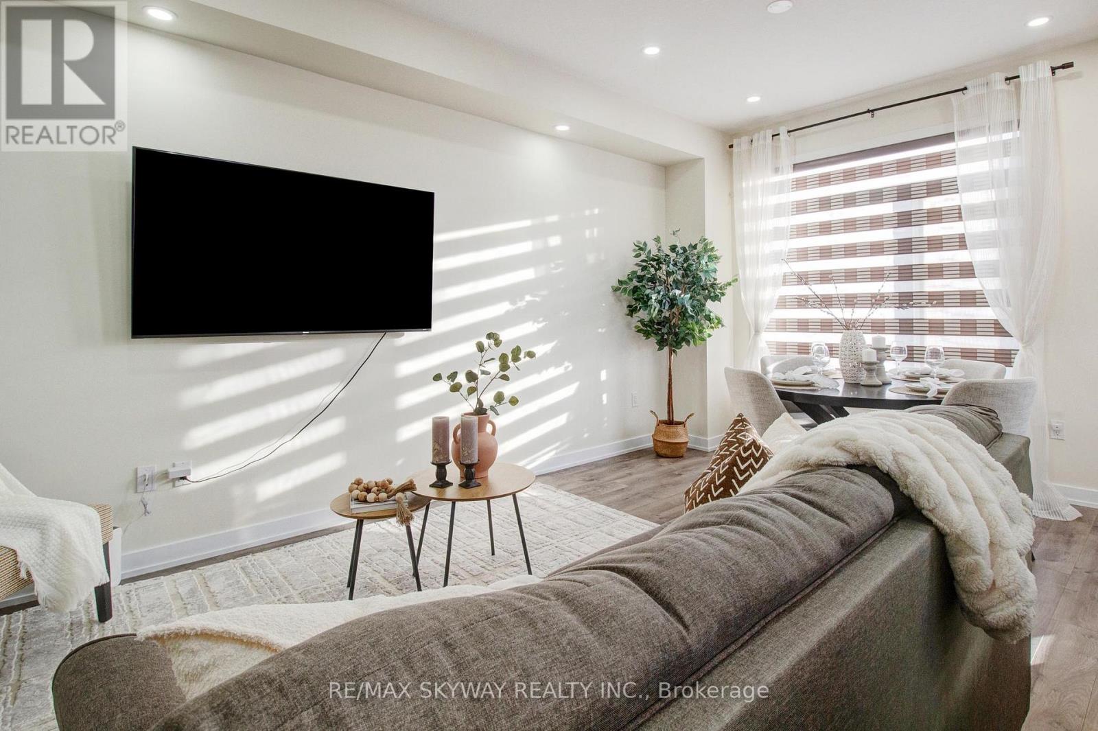 130 - 590 North Service Road, Hamilton, Ontario  L8E 0K5 - Photo 18 - X12714348