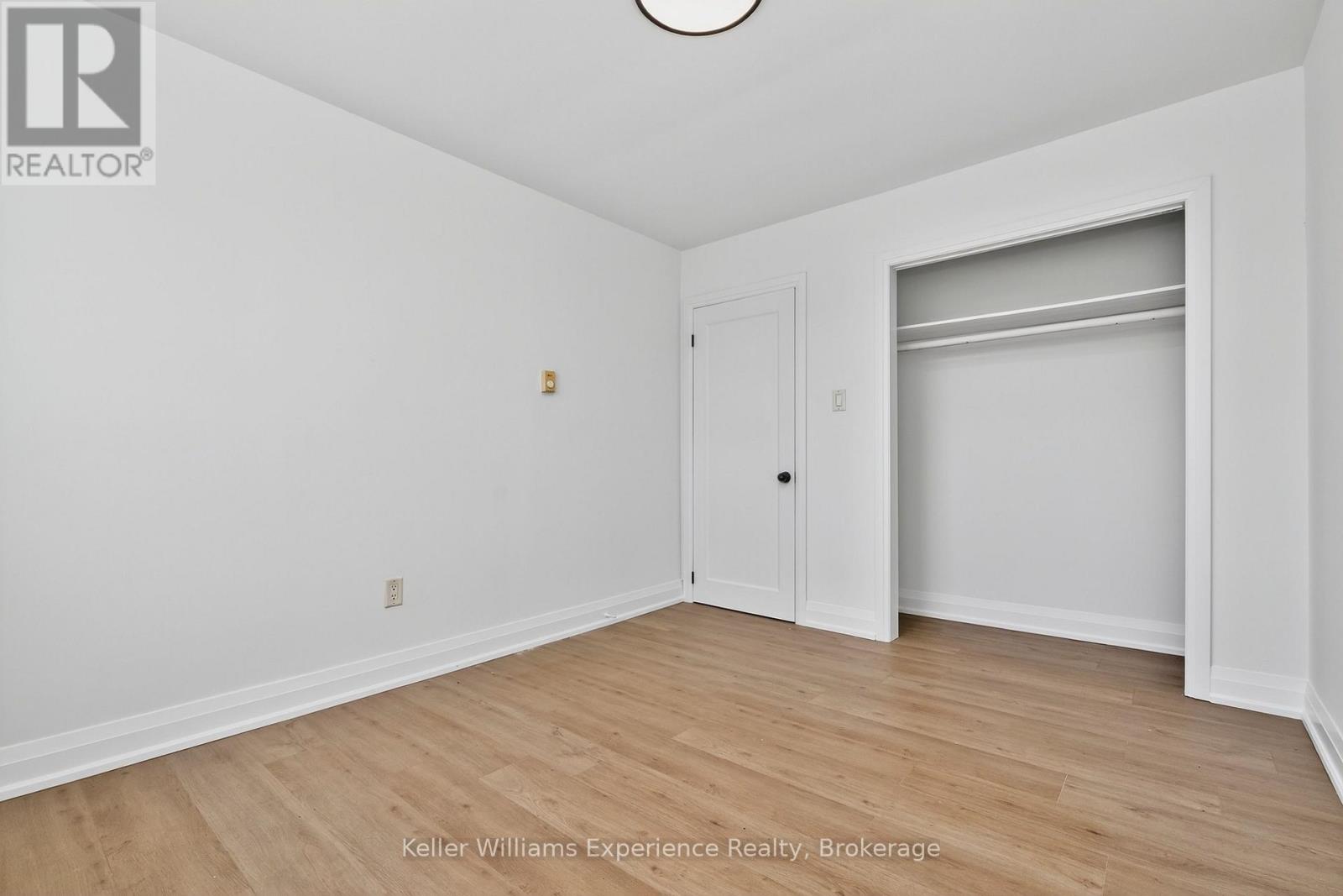 556 Champlain Road, Tiny, Ontario L9M 0C2 - Photo 19 - S12738918