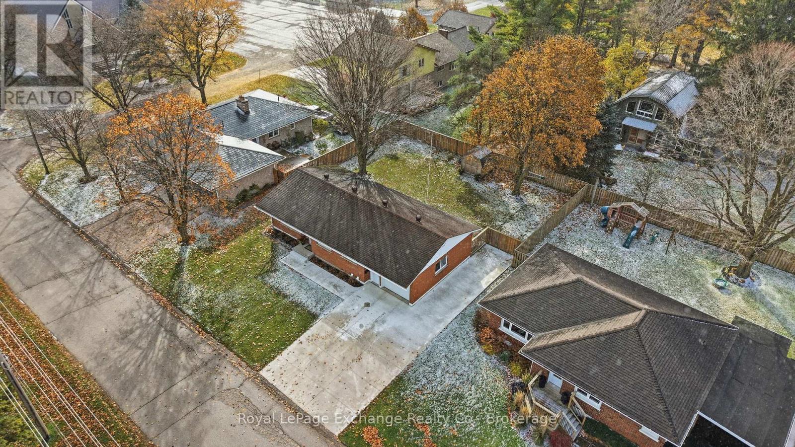 624 Cannning Street, Huron-Kinloss, Ontario N0G 2H0 - Photo 4 - X12738932