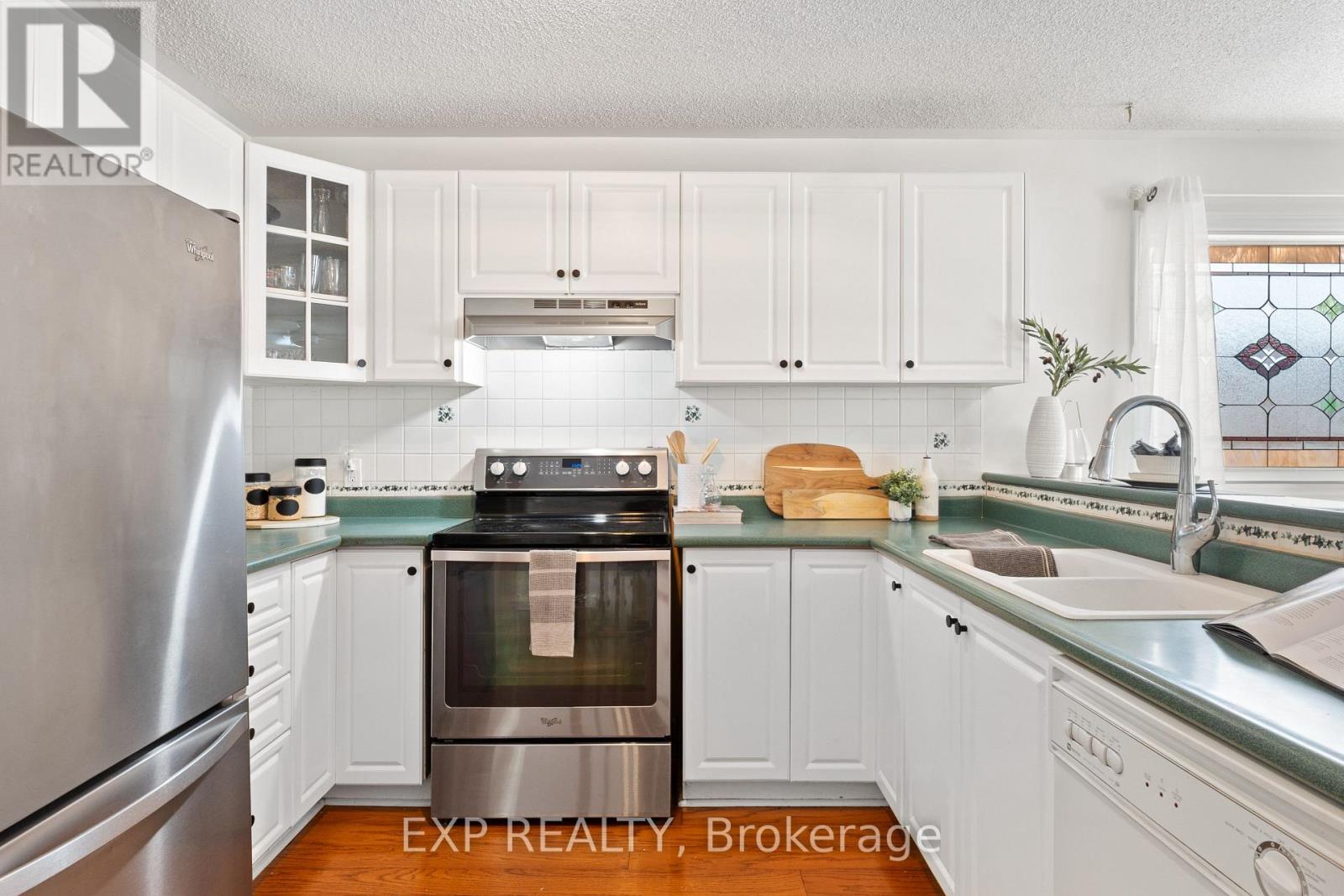 1036 Stone Cottage Crescent, Oshawa, Ontario  L1K 1Z4 - Photo 11 - E12738956