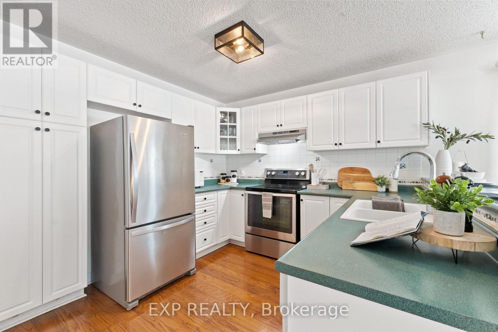 1036 Stone Cottage Crescent, Oshawa, Ontario  L1K 1Z4 - Photo 12 - E12738956