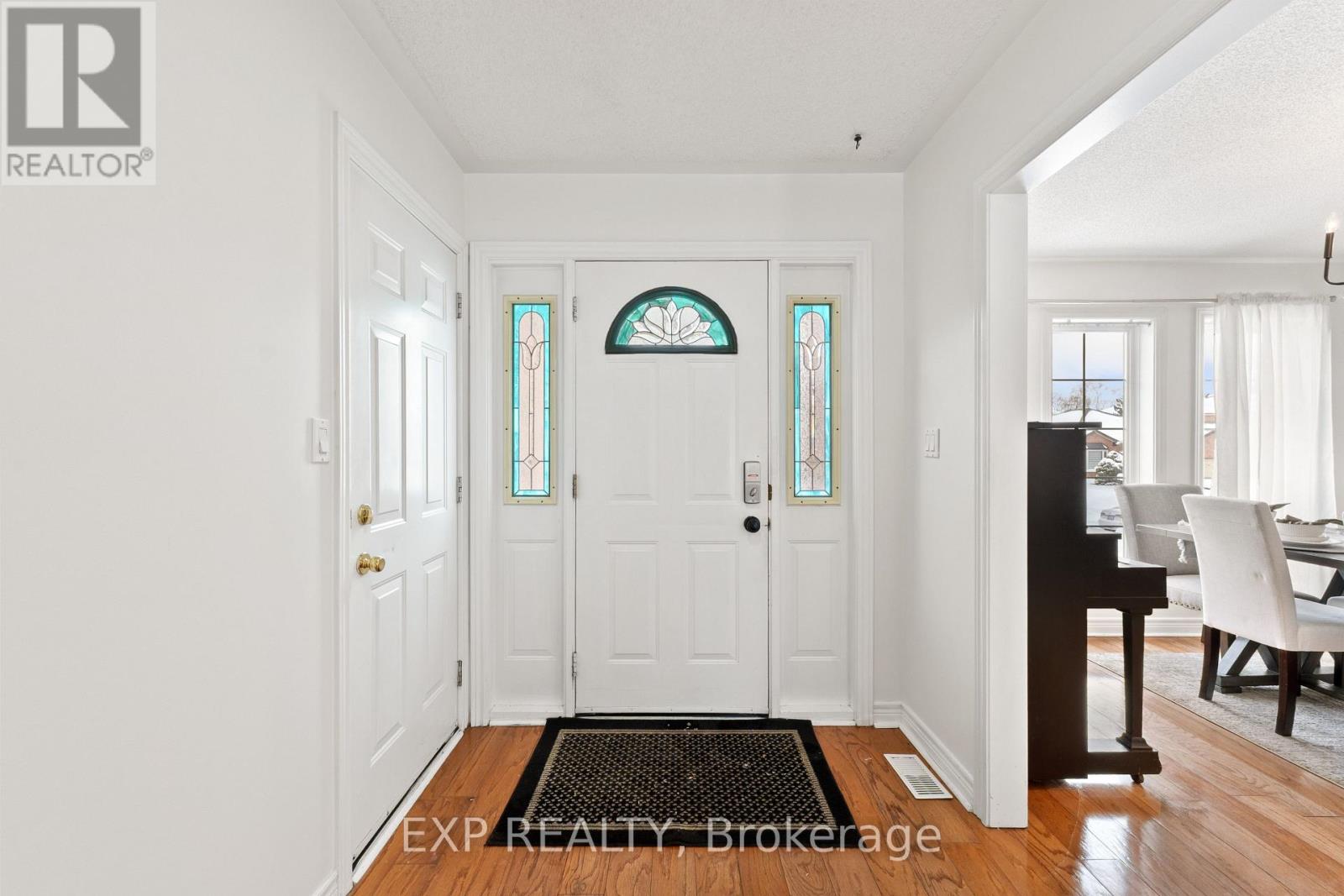 1036 Stone Cottage Crescent, Oshawa, Ontario  L1K 1Z4 - Photo 6 - E12738956