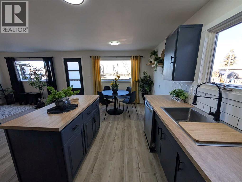 294 Fleet Street Sw, Medicine Hat, Alberta  T1A 7Z5 - Photo 7 - A2272149