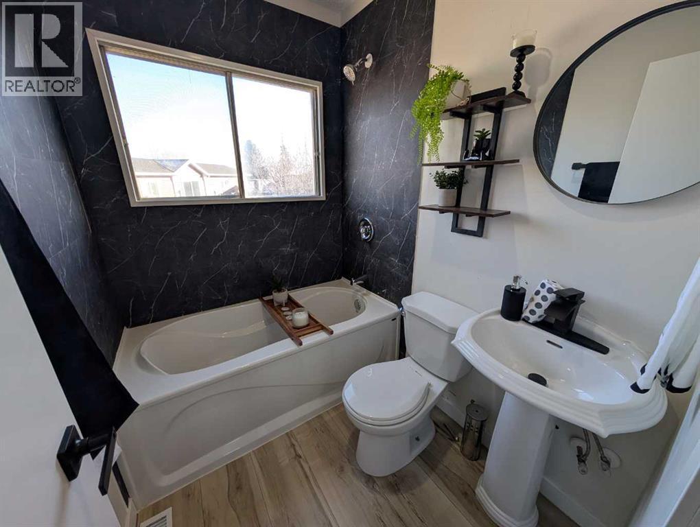 294 Fleet Street Sw, Medicine Hat, Alberta  T1A 7Z5 - Photo 22 - A2272149