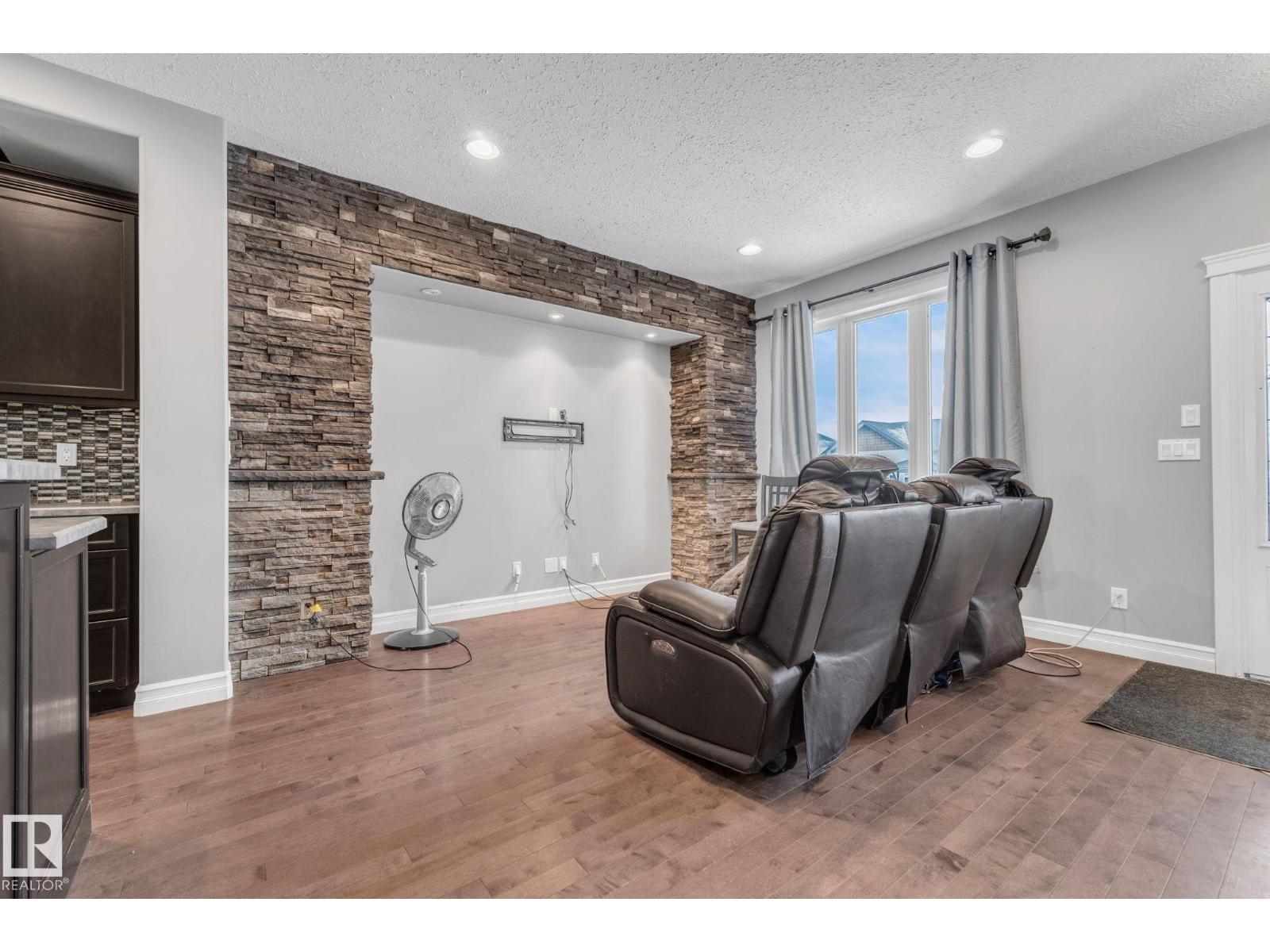 7005 50 Av, Camrose, Alberta  T4V 5C6 - Photo 5 - E4471414