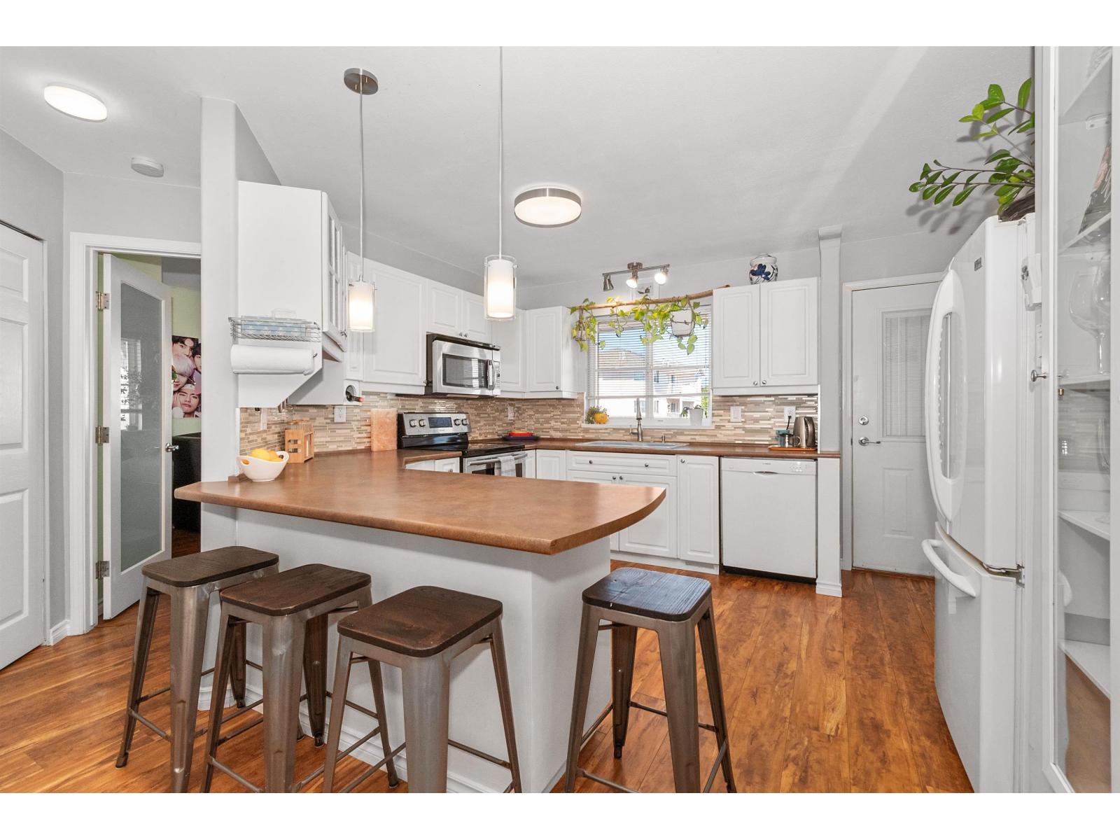 18 5915 VEDDER ROAD|Garrison Crossing, Chilliwack, British Columbia