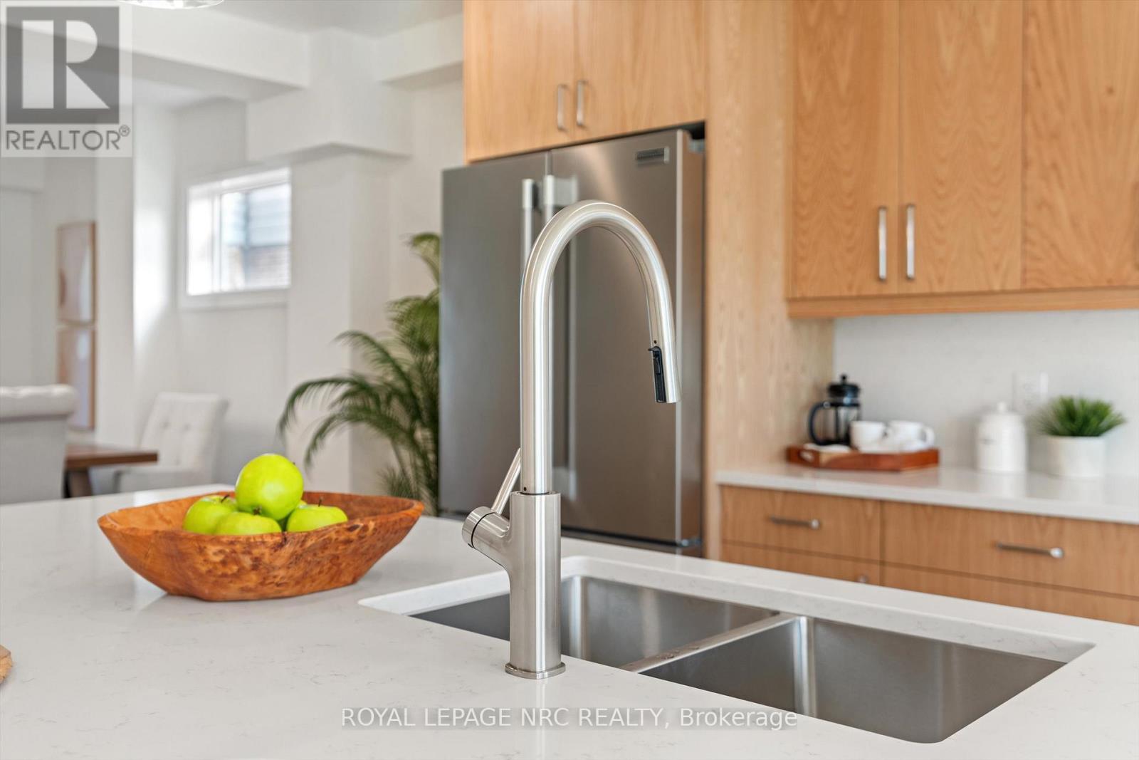 118 Glenwood Avenue, St. Catharines, Ontario  L2R 4C7 - Photo 17 - X12738982