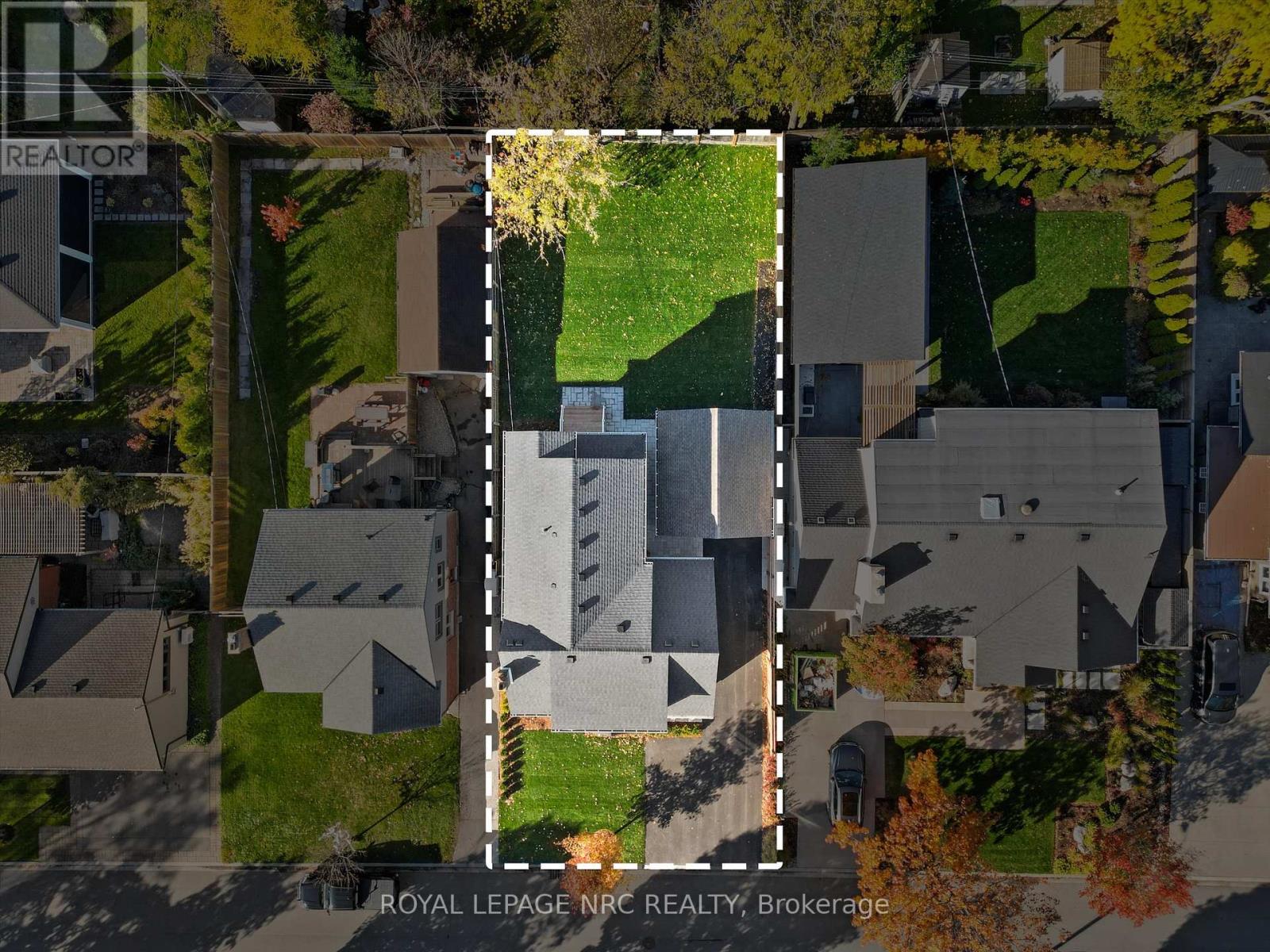 118 Glenwood Avenue, St. Catharines, Ontario  L2R 4C7 - Photo 3 - X12738982