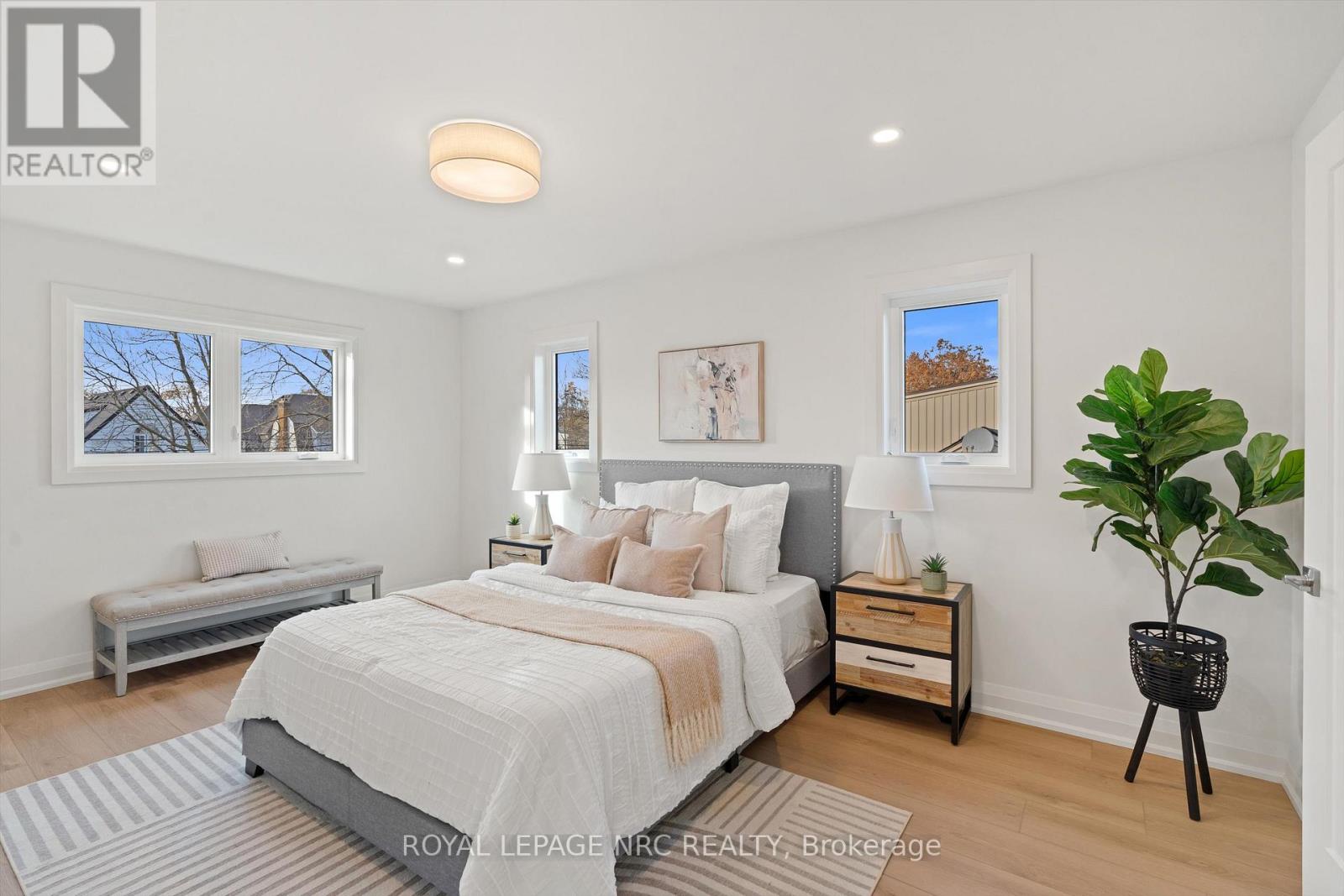 118 Glenwood Avenue, St. Catharines, Ontario  L2R 4C7 - Photo 32 - X12738982