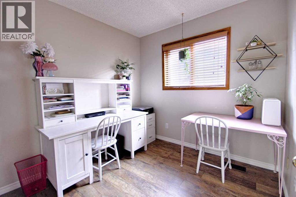 46 Heritage Crescent W, Lethbridge, Alberta  T1k 6X2 - Photo 11 - A2281440