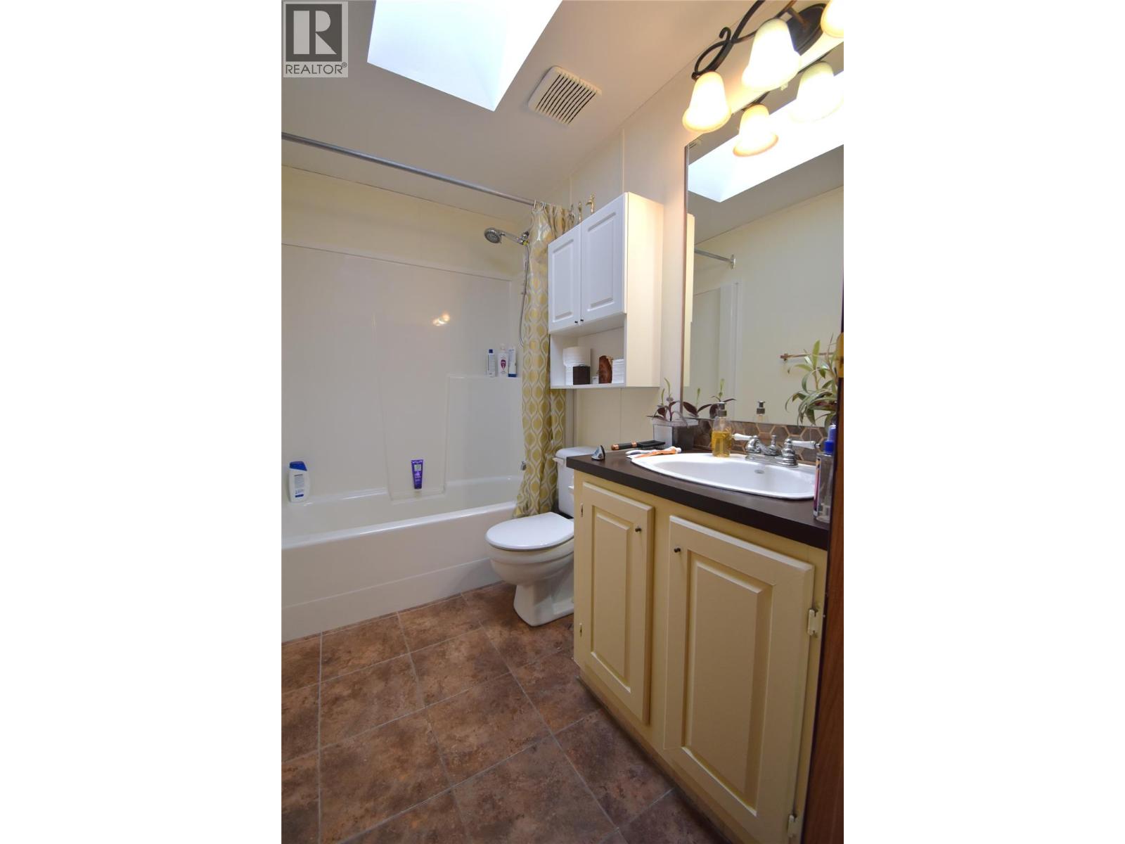 324 Mission Place, Cranbrook, British Columbia  V1C 6P7 - Photo 11 - 10374089