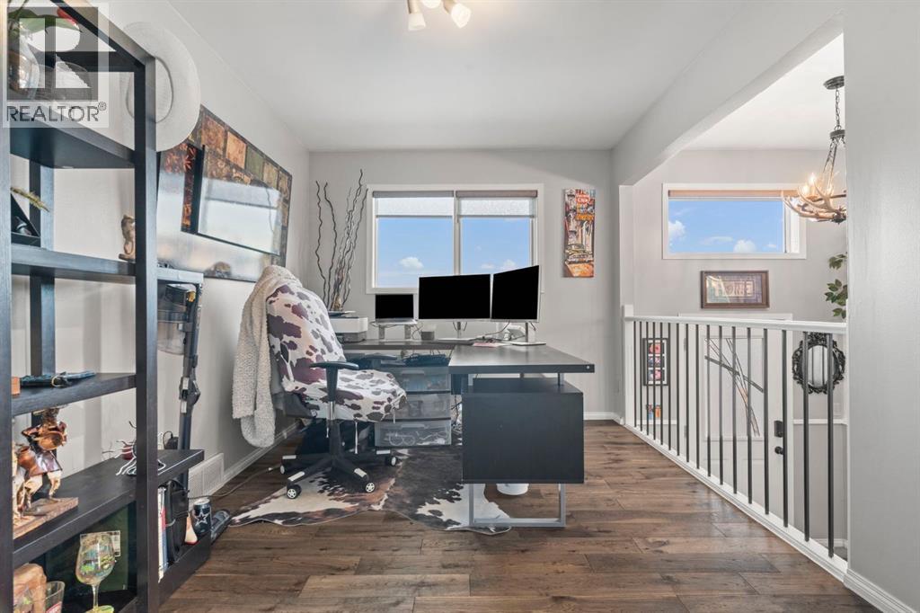 430 2 Avenue Nw, Diamond Valley, Alberta  T0L 0H0 - Photo 17 - A2277990