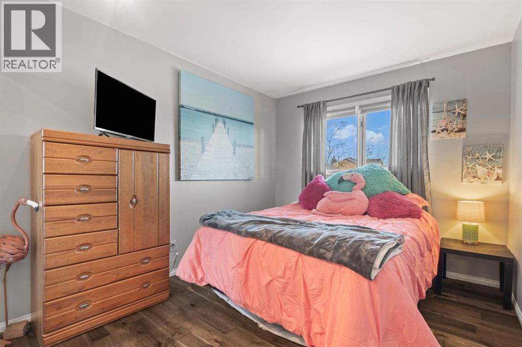 430 2 Avenue Nw, Diamond Valley, Alberta  T0L 0H0 - Photo 21 - A2277990