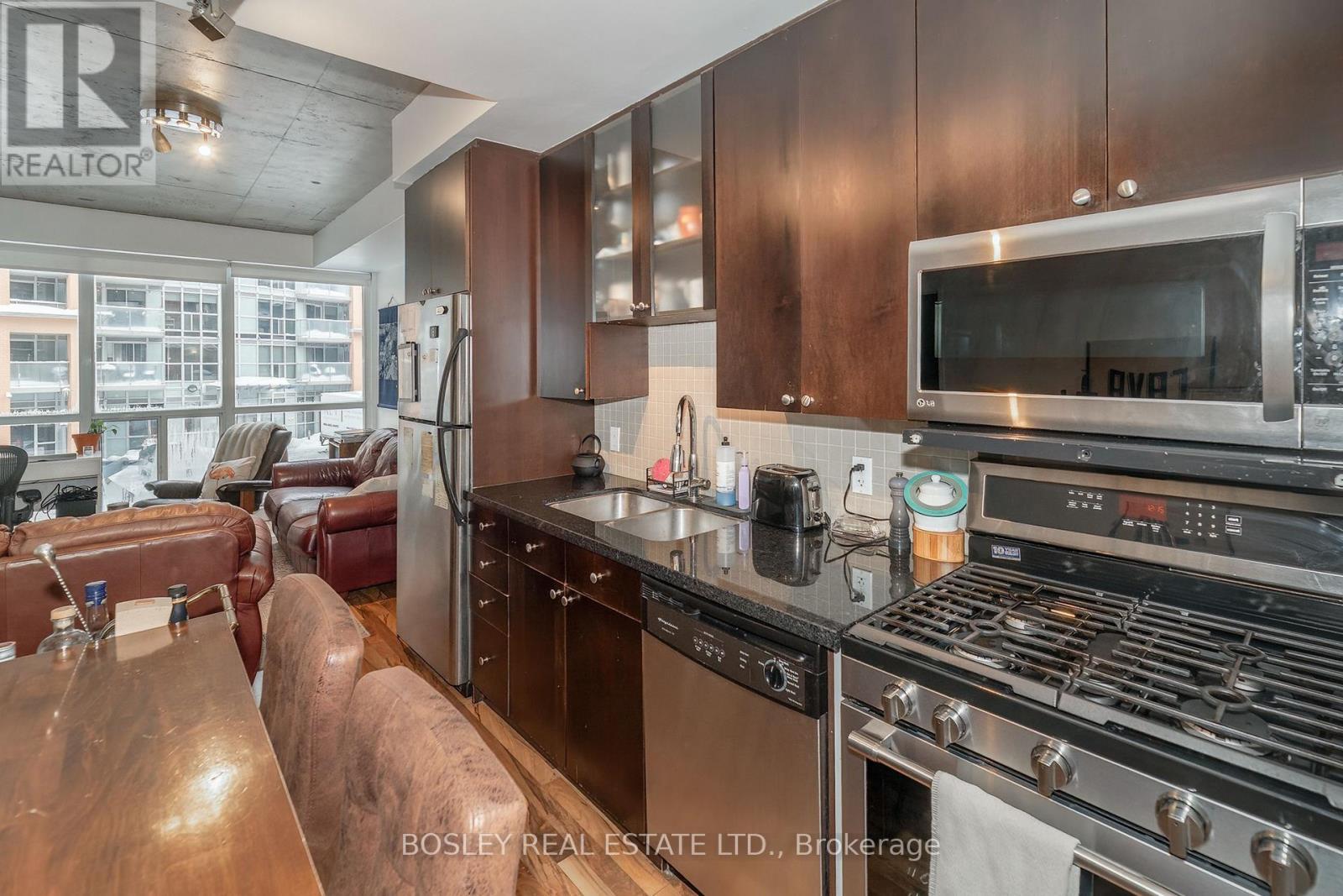 201 - 1 Shaw Street, Toronto, Ontario  M6K 0A1 - Photo 10 - C12738984