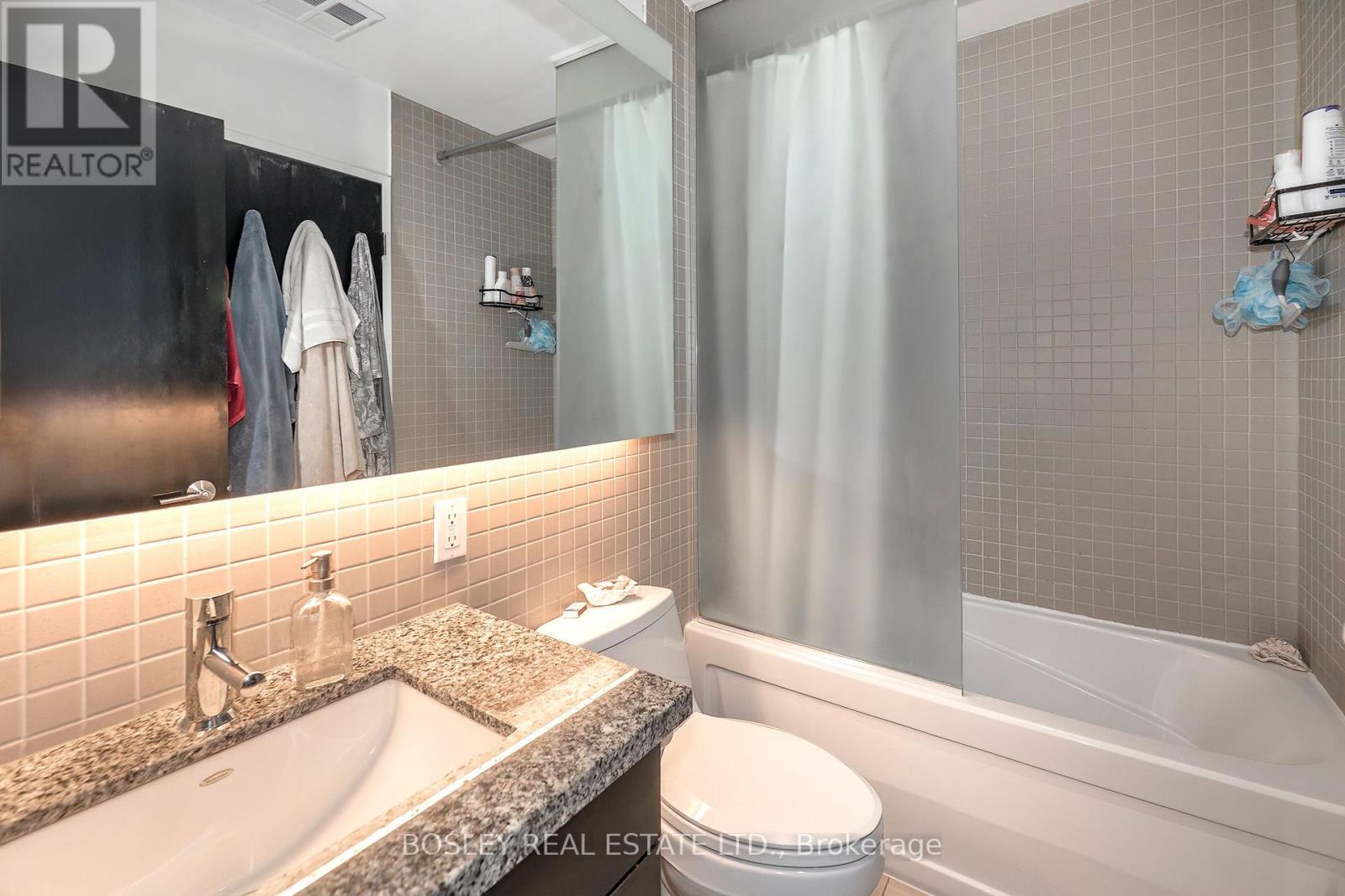 201 - 1 Shaw Street, Toronto, Ontario  M6K 0A1 - Photo 17 - C12738984