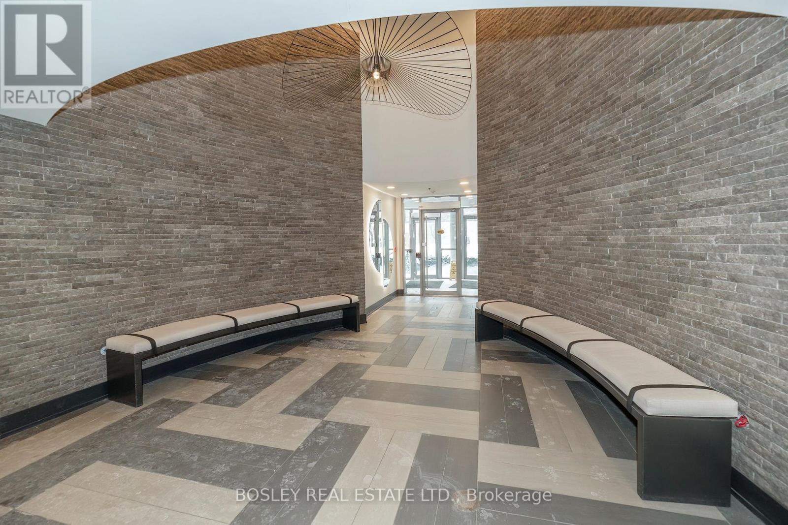 201 - 1 Shaw Street, Toronto, Ontario  M6K 0A1 - Photo 4 - C12738984