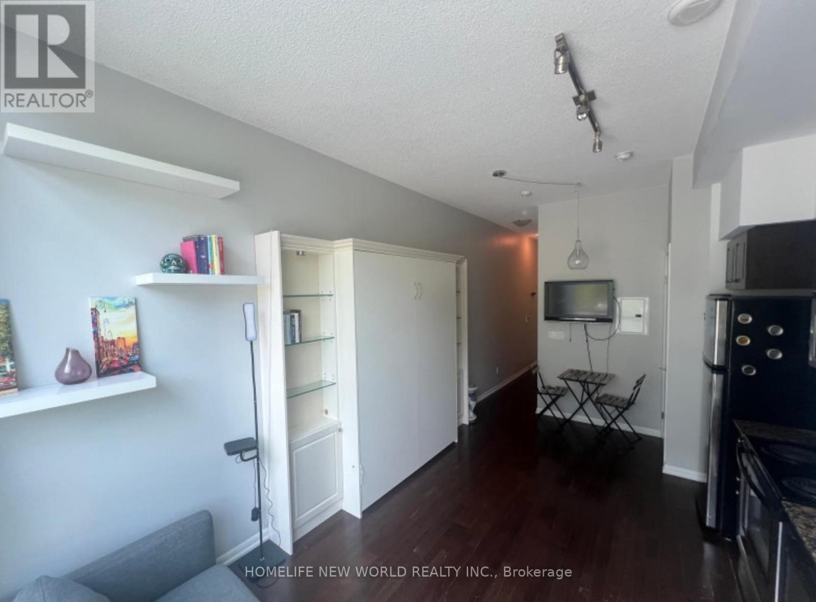 275 - 209 Fort York Boulevard, Toronto, Ontario  M5V 4A1 - Photo 2 - C12739008