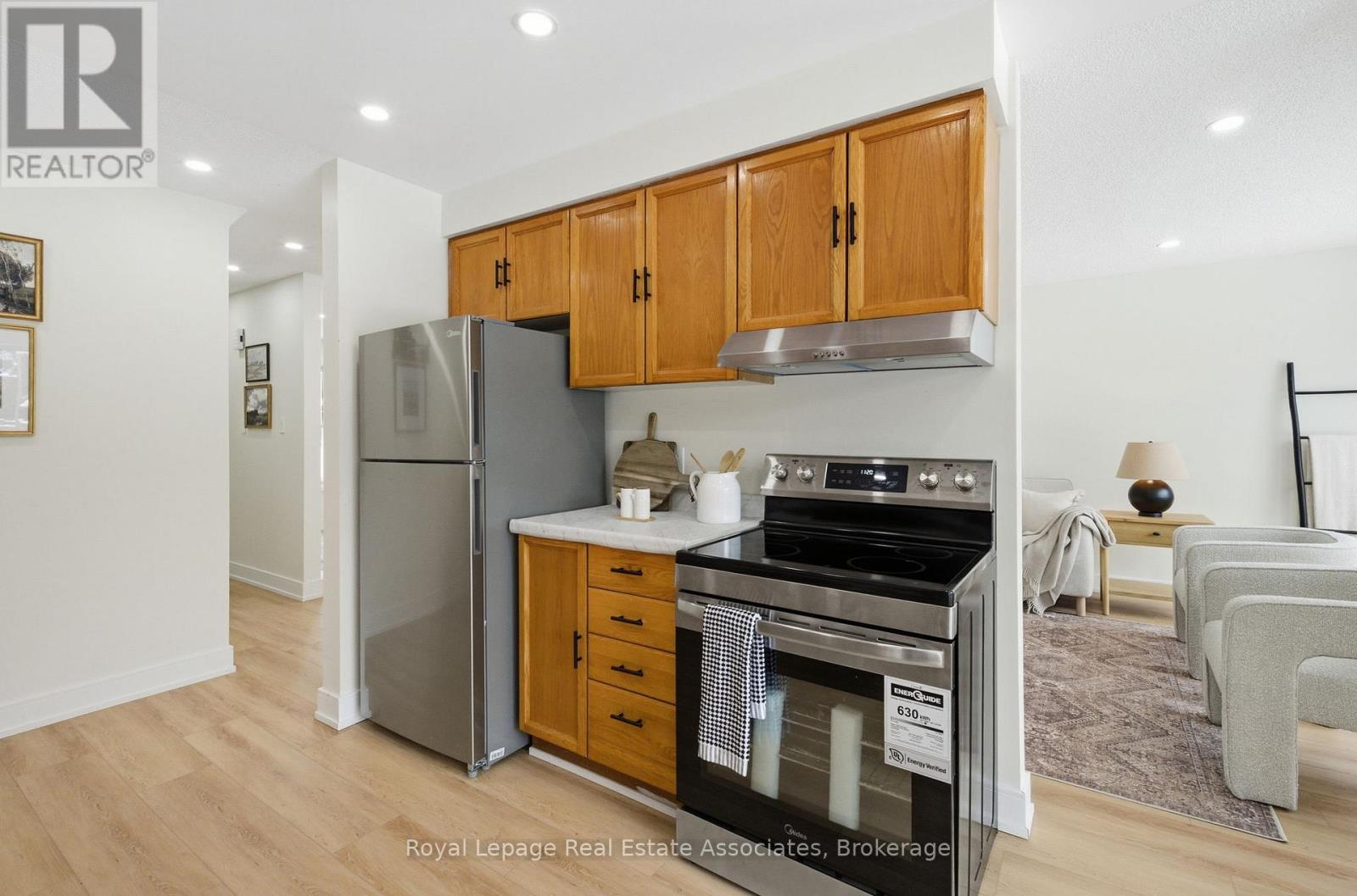 896 Roundelay Drive, Oshawa, Ontario  L1J 7T7 - Photo 13 - E12738926