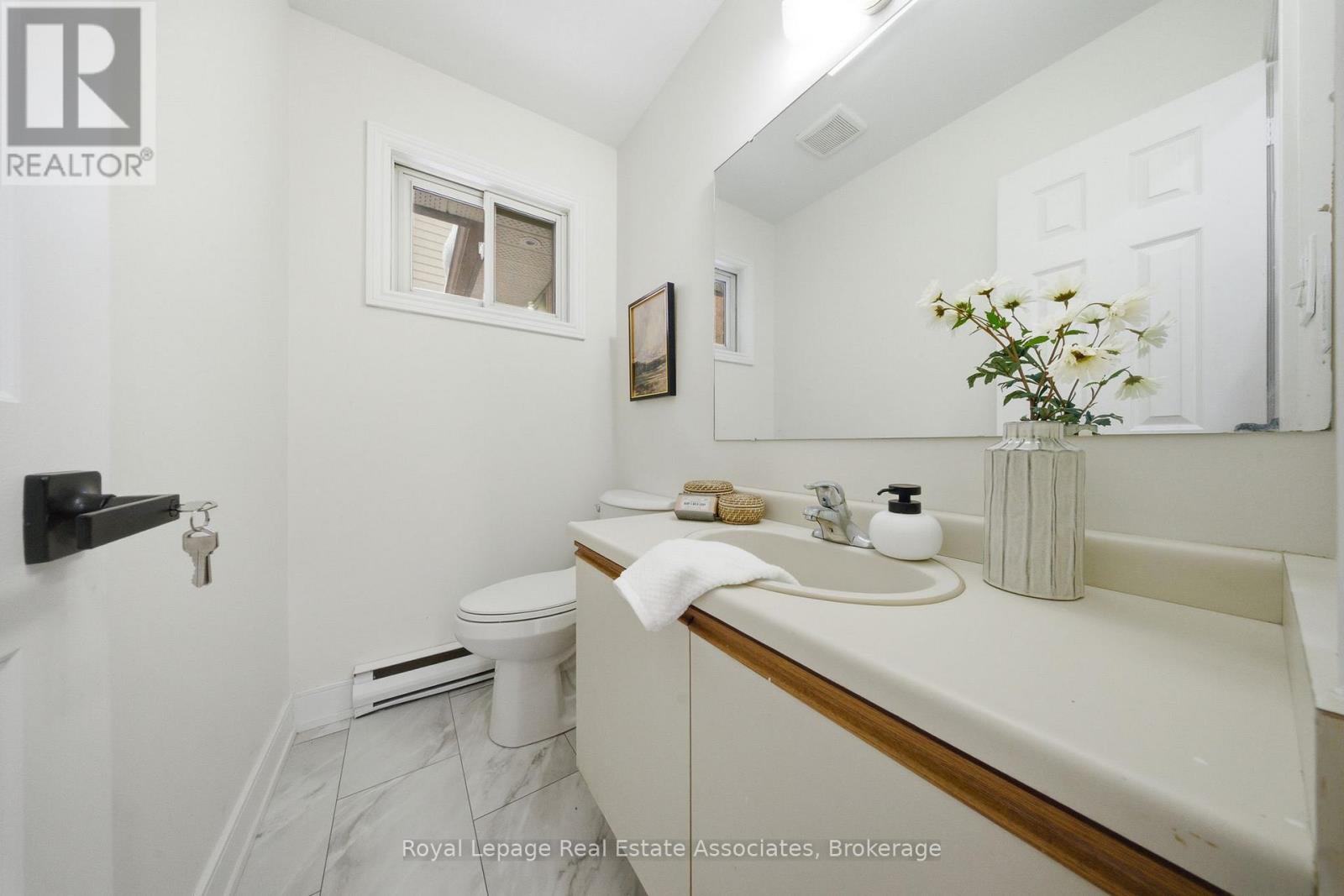 896 Roundelay Drive, Oshawa, Ontario  L1J 7T7 - Photo 20 - E12738926