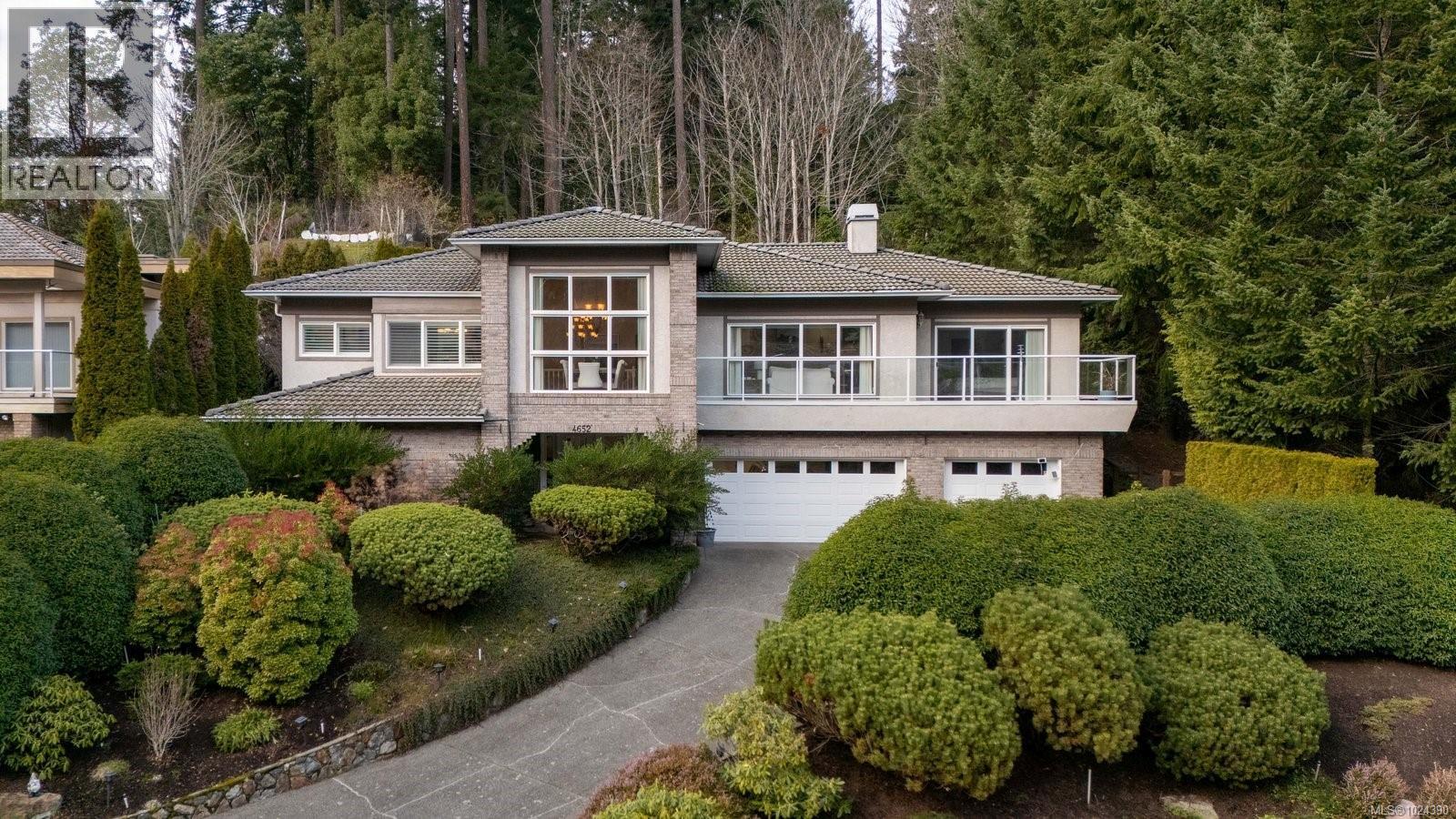 4652 Boulderwood Dr, Saanich, British Columbia V8Y 3G5 - Photo 54 - 1024390