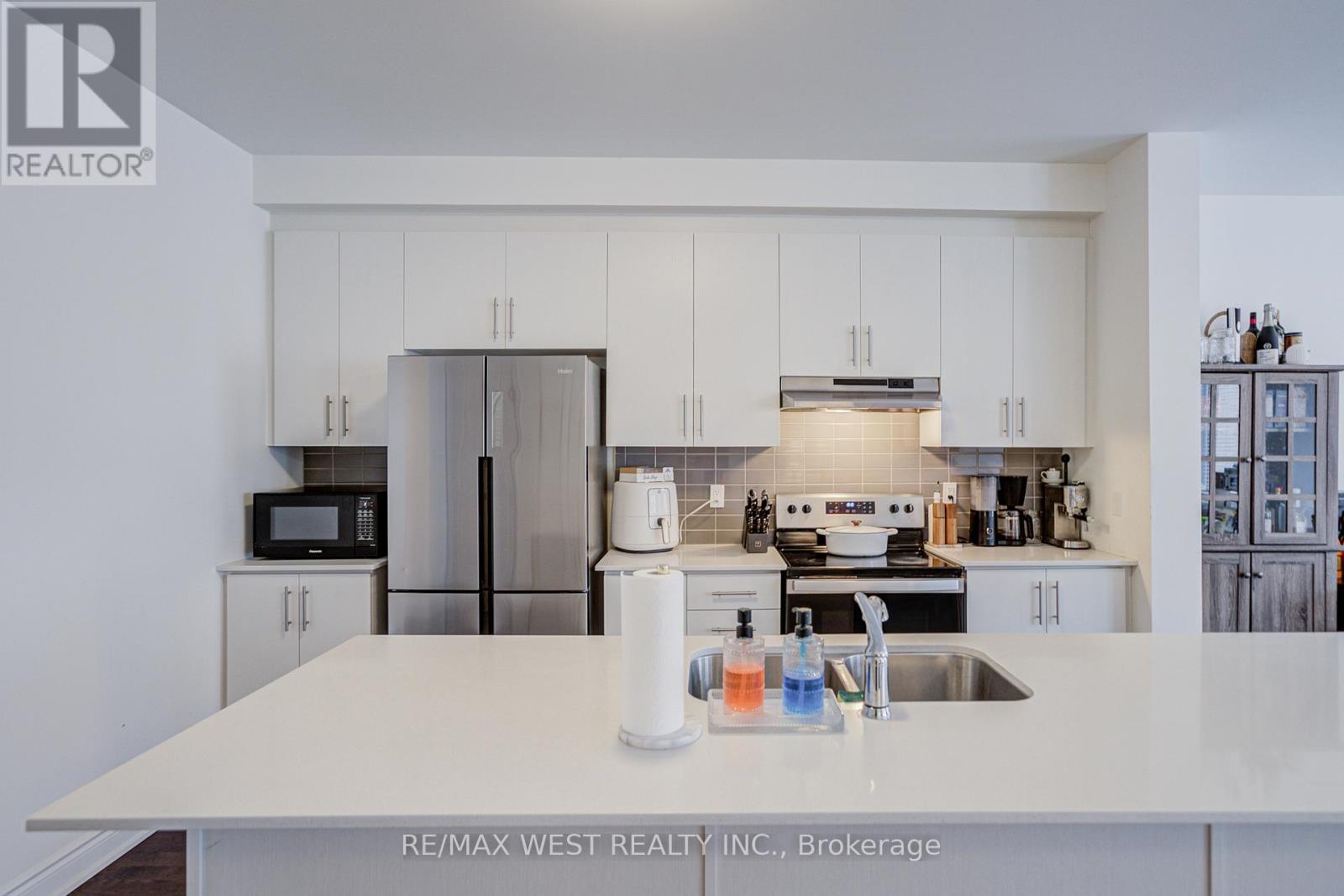 1973 Mcneil Street, Innisfil, Ontario  L9S 0N7 - Photo 12 - N12738948