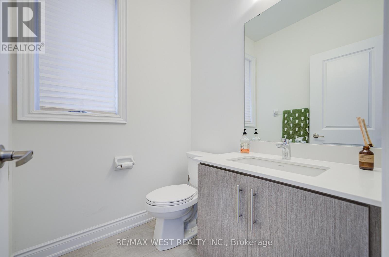 1973 Mcneil Street, Innisfil, Ontario  L9S 0N7 - Photo 7 - N12738948