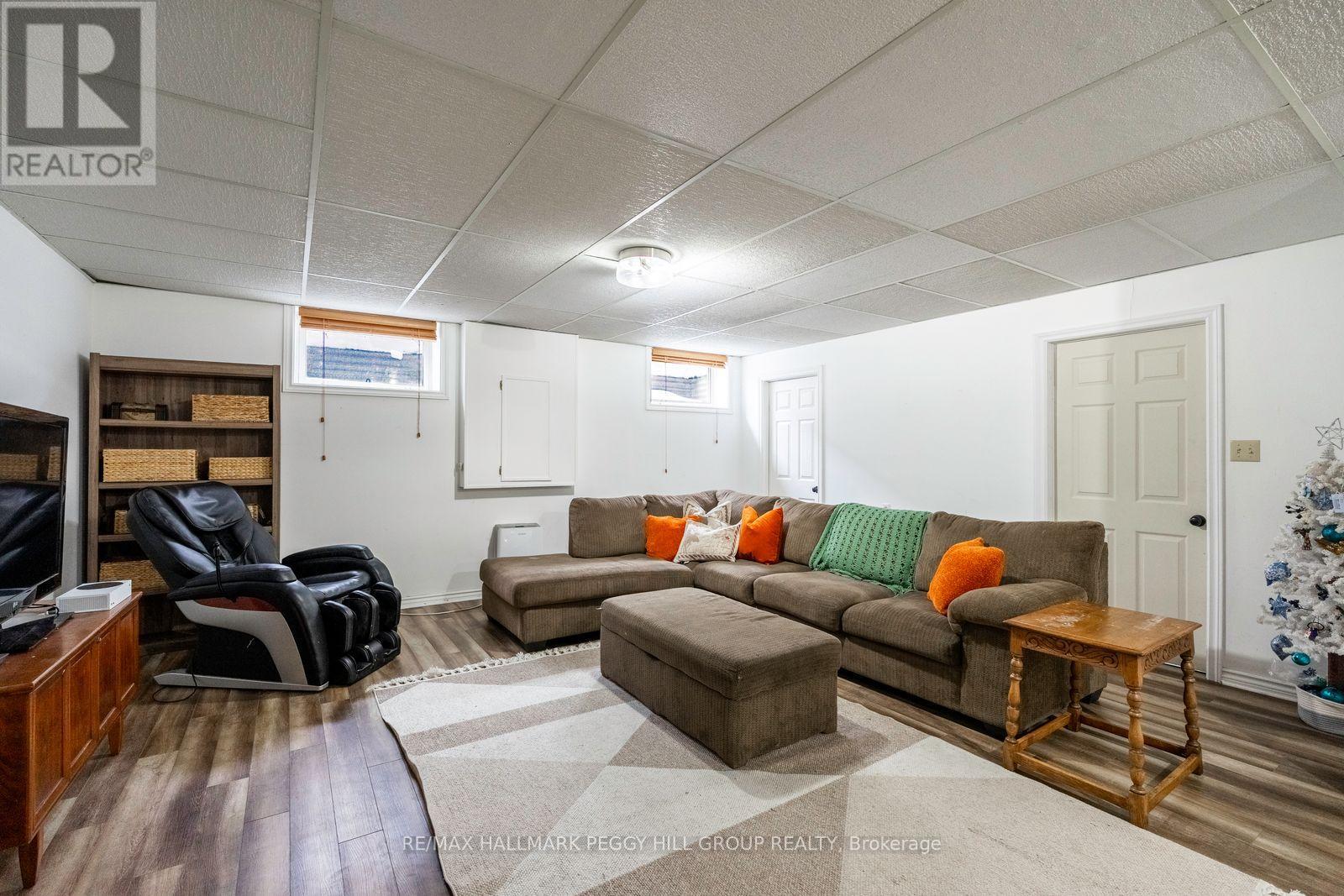 63 Idlewood Drive, Springwater, Ontario  L9X 0P5 - Photo 19 - S12738902