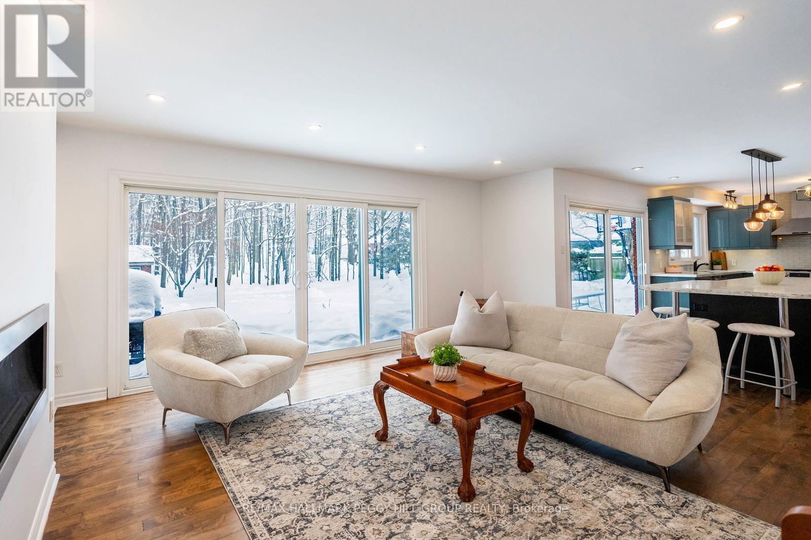 63 Idlewood Drive, Springwater, Ontario  L9X 0P5 - Photo 5 - S12738902