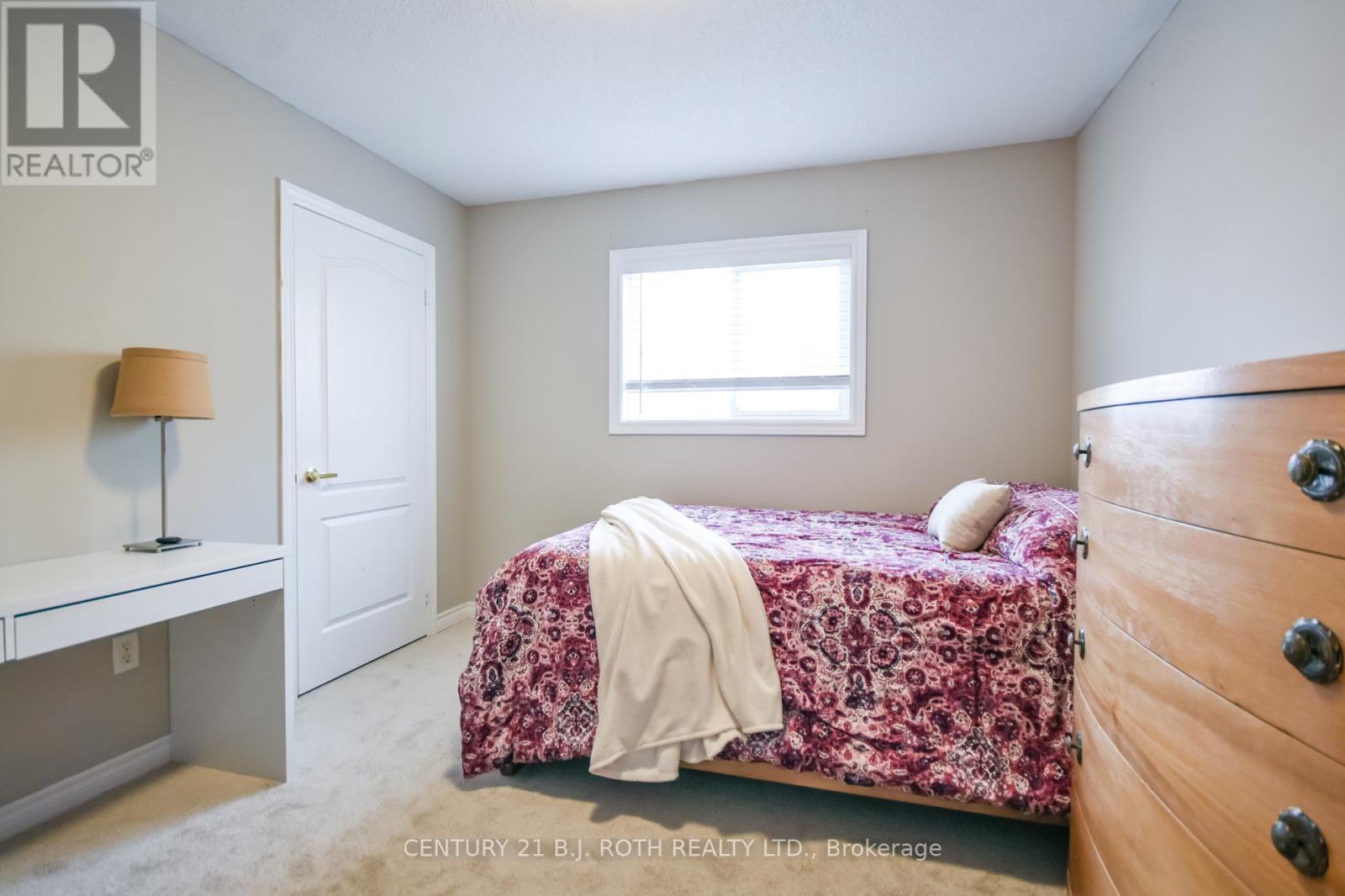 47 Maple Crown Terrace, Barrie (Innis-Shore), Ontario L4M 7H9 - Photo 21 - S12739012