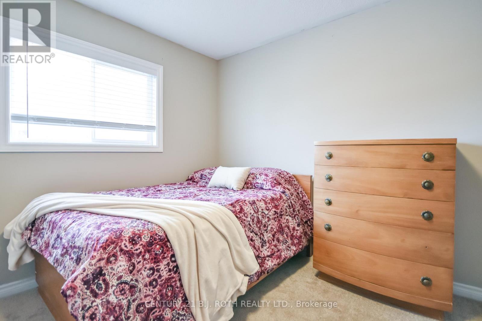 47 Maple Crown Terrace, Barrie (Innis-Shore), Ontario L4M 7H9 - Photo 22 - S12739012