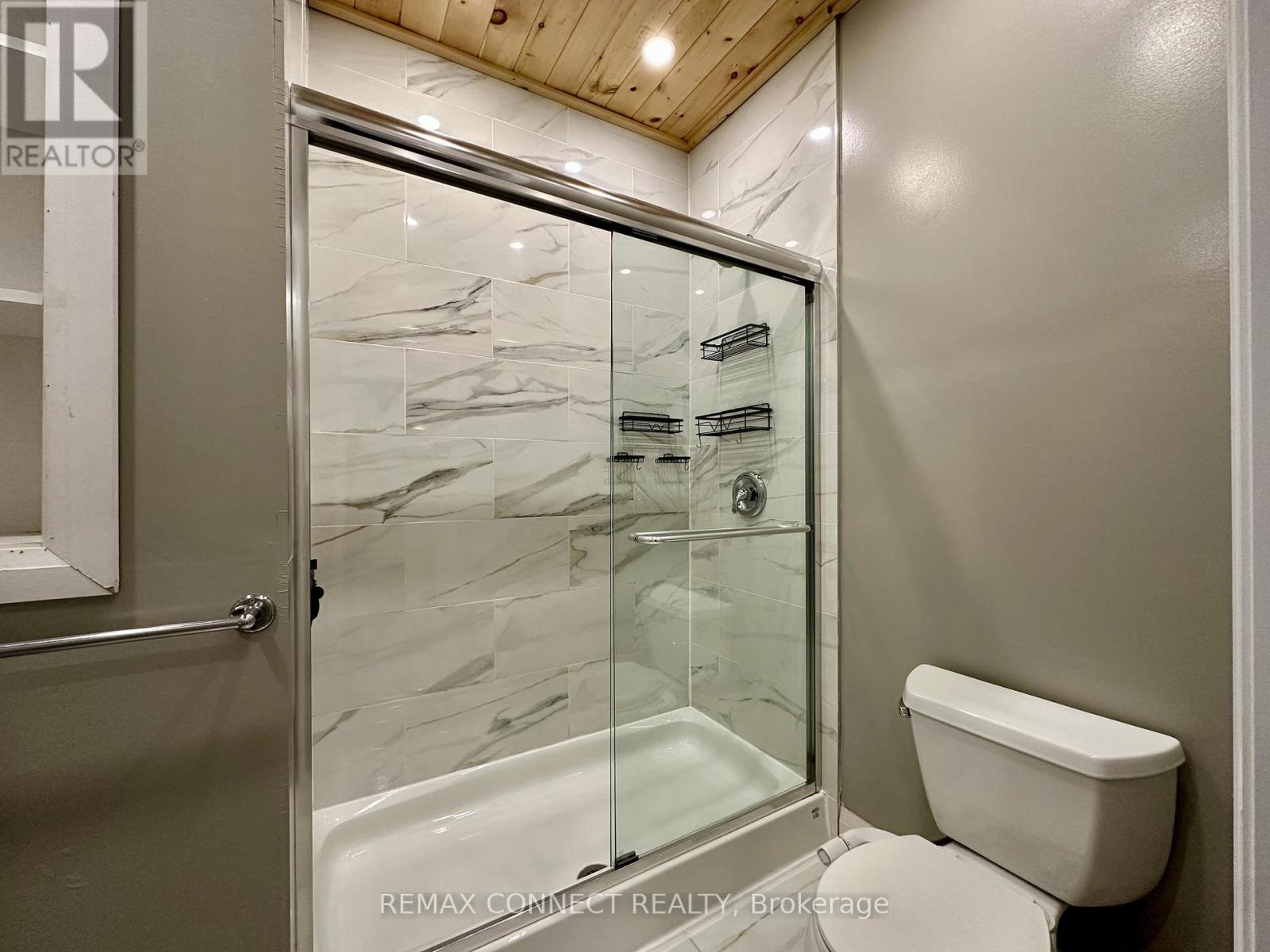 596 Eastern Avenue, Toronto, Ontario  M4M 0B9 - Photo 7 - E12626842