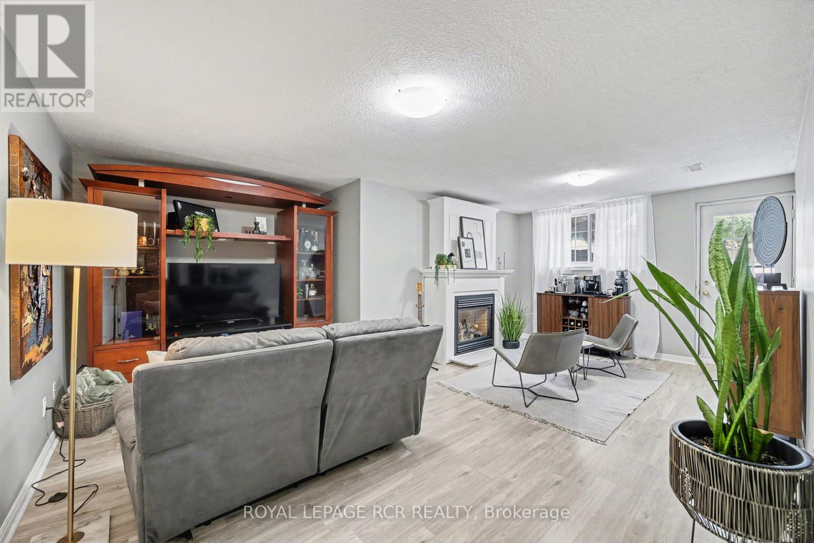 2007 Amherst Heights Drive, Burlington, Ontario  L7P 3R3 - Photo 30 - W12738718