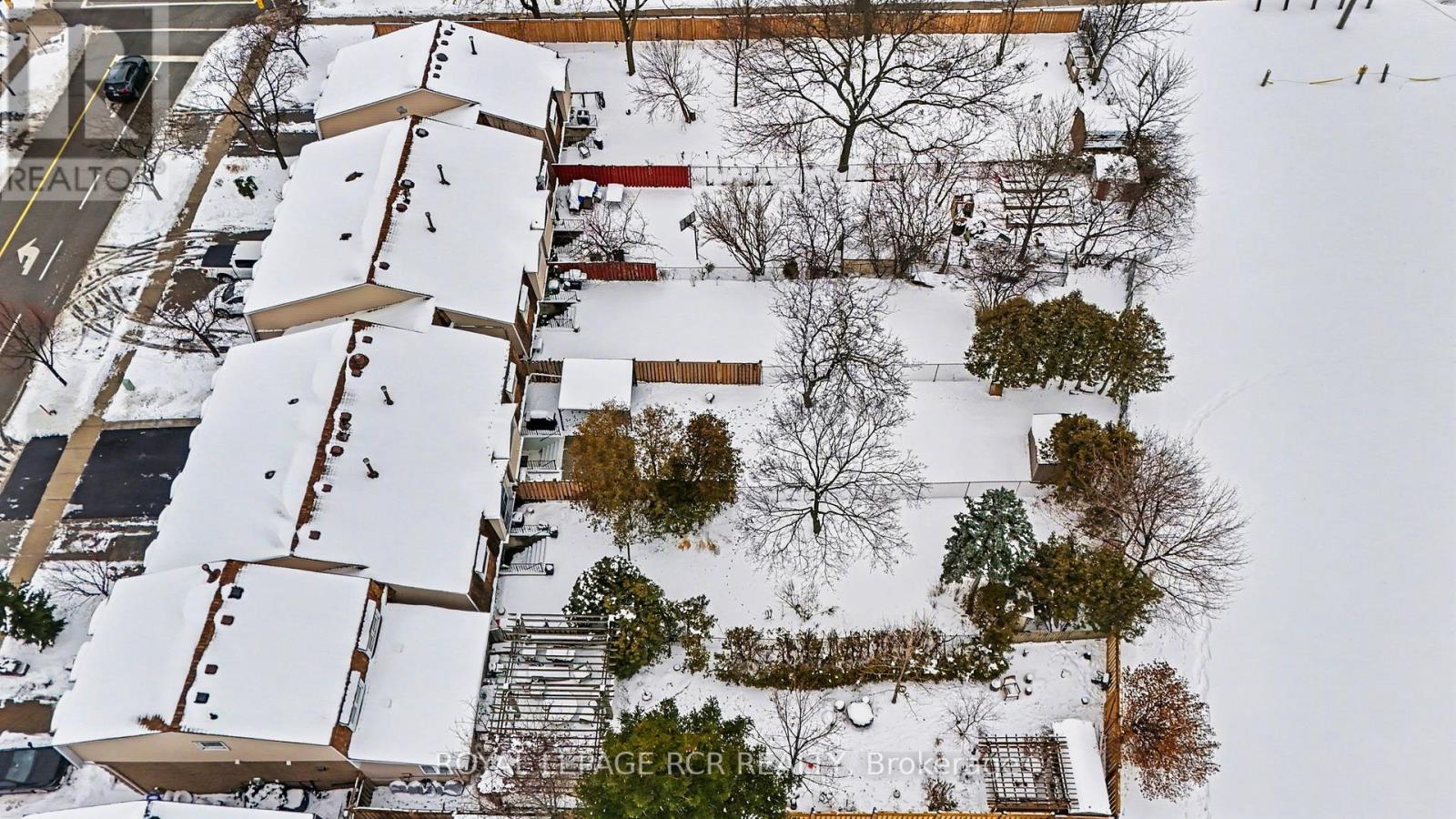 2007 Amherst Heights Drive, Burlington, Ontario  L7P 3R3 - Photo 44 - W12738718