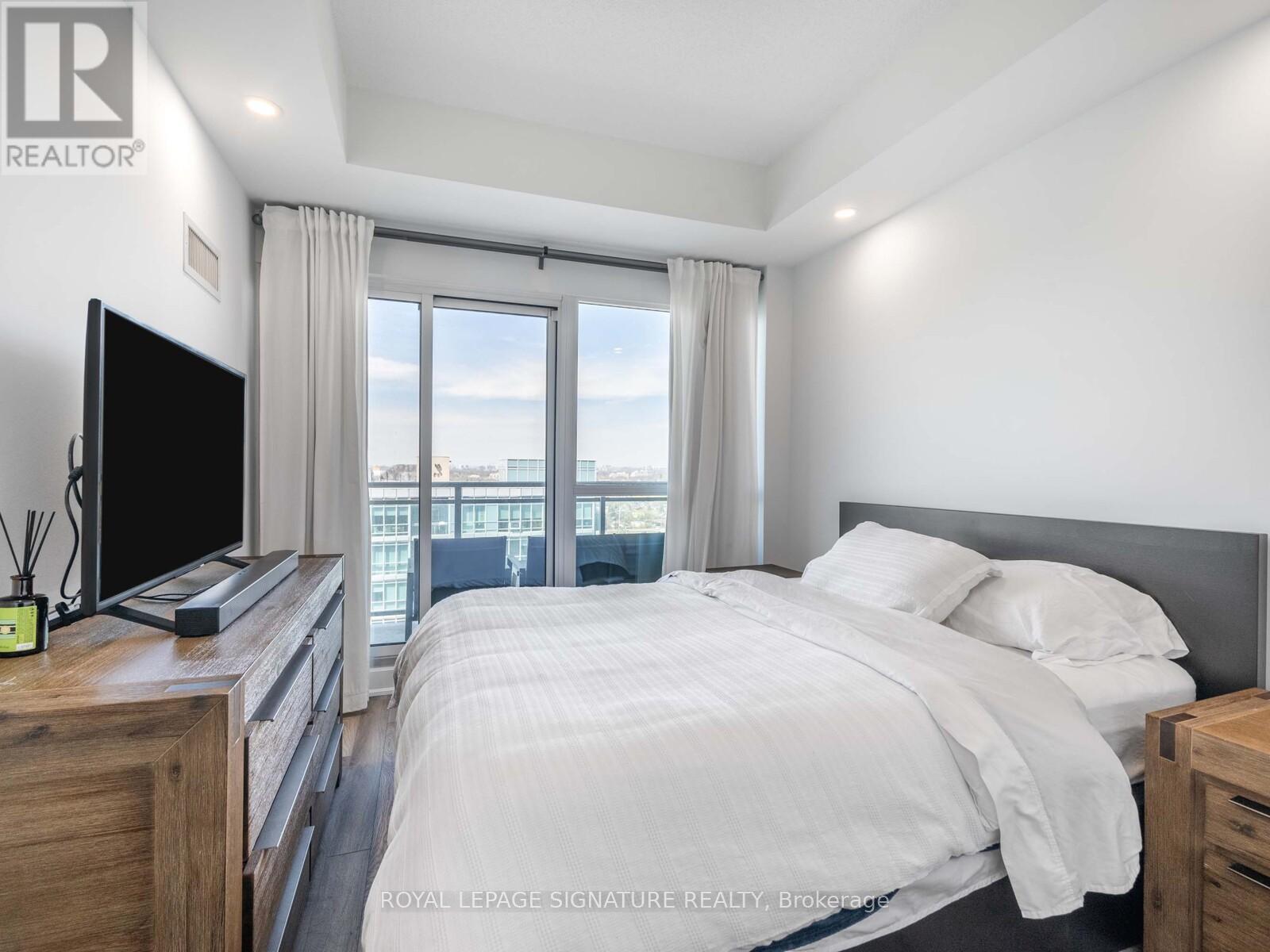 2233 - 165 Legion Road, Toronto, Ontario  M8Y 0B3 - Photo 11 - W12738904