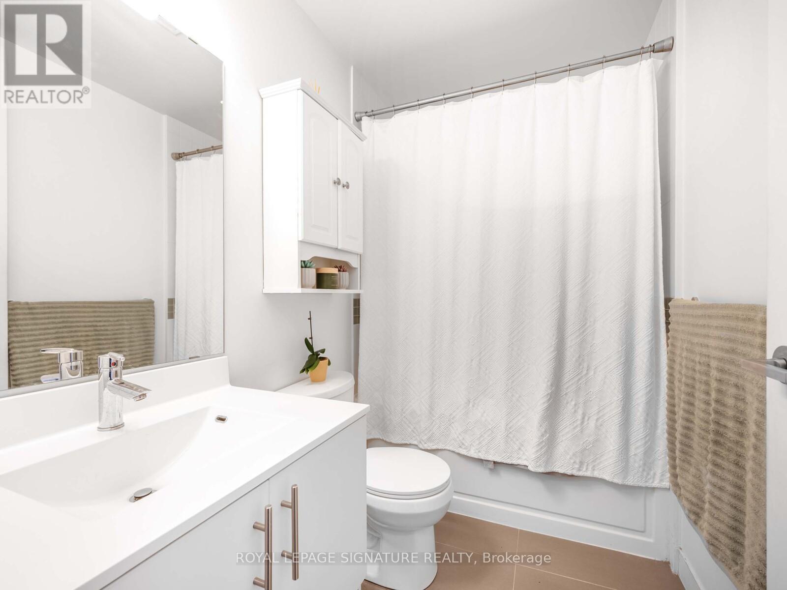 2233 - 165 Legion Road, Toronto, Ontario  M8Y 0B3 - Photo 14 - W12738904