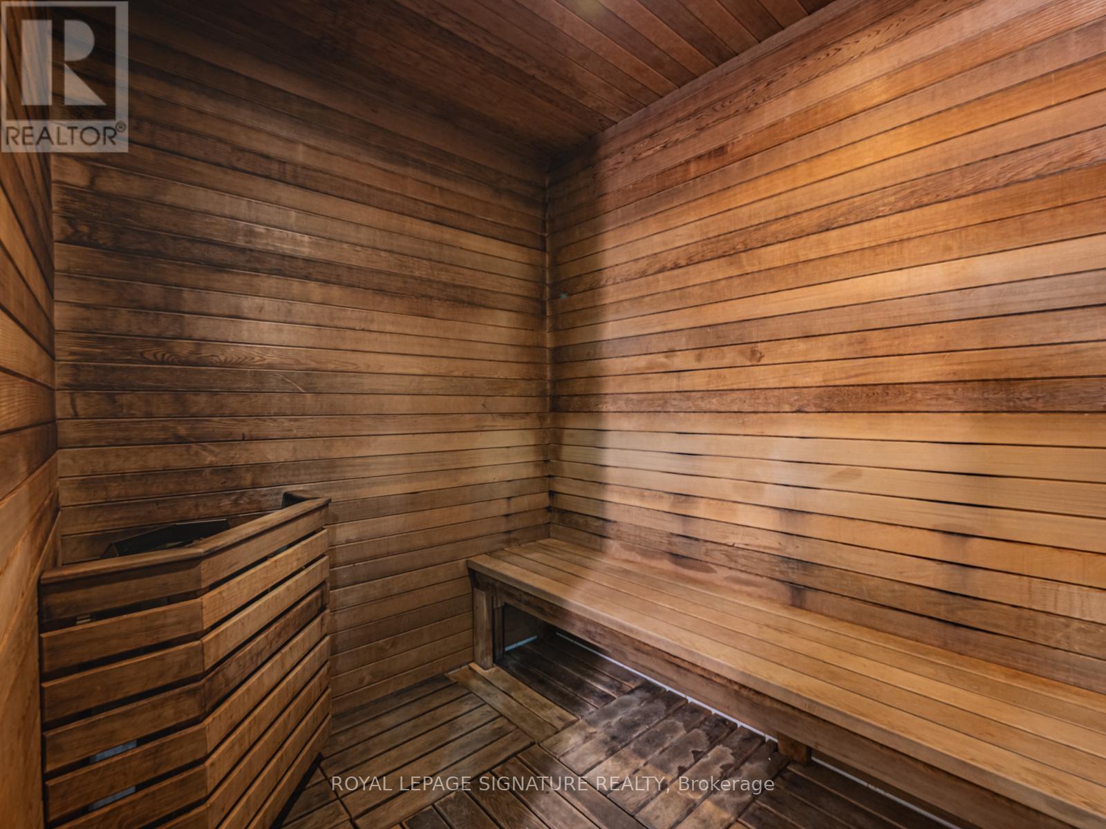 2233 - 165 Legion Road, Toronto, Ontario  M8Y 0B3 - Photo 21 - W12738904