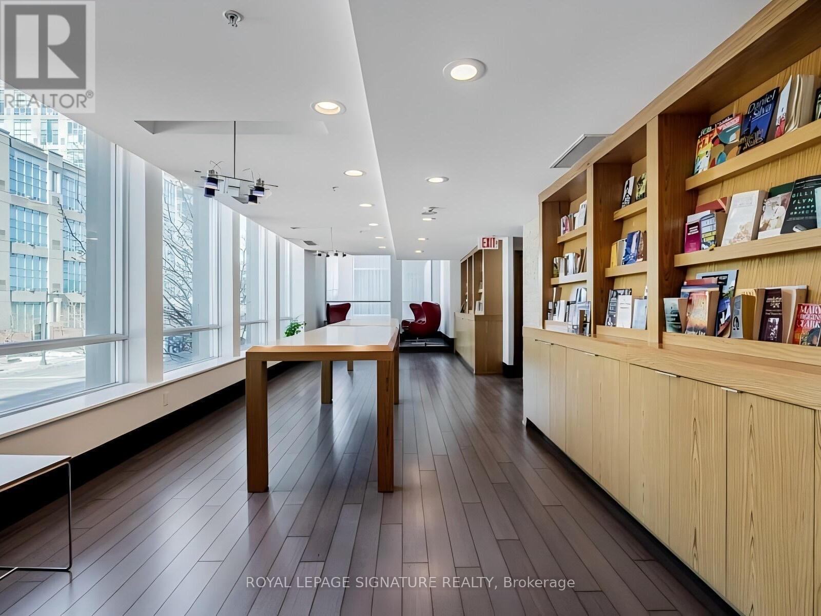 2233 - 165 Legion Road, Toronto, Ontario  M8Y 0B3 - Photo 32 - W12738904