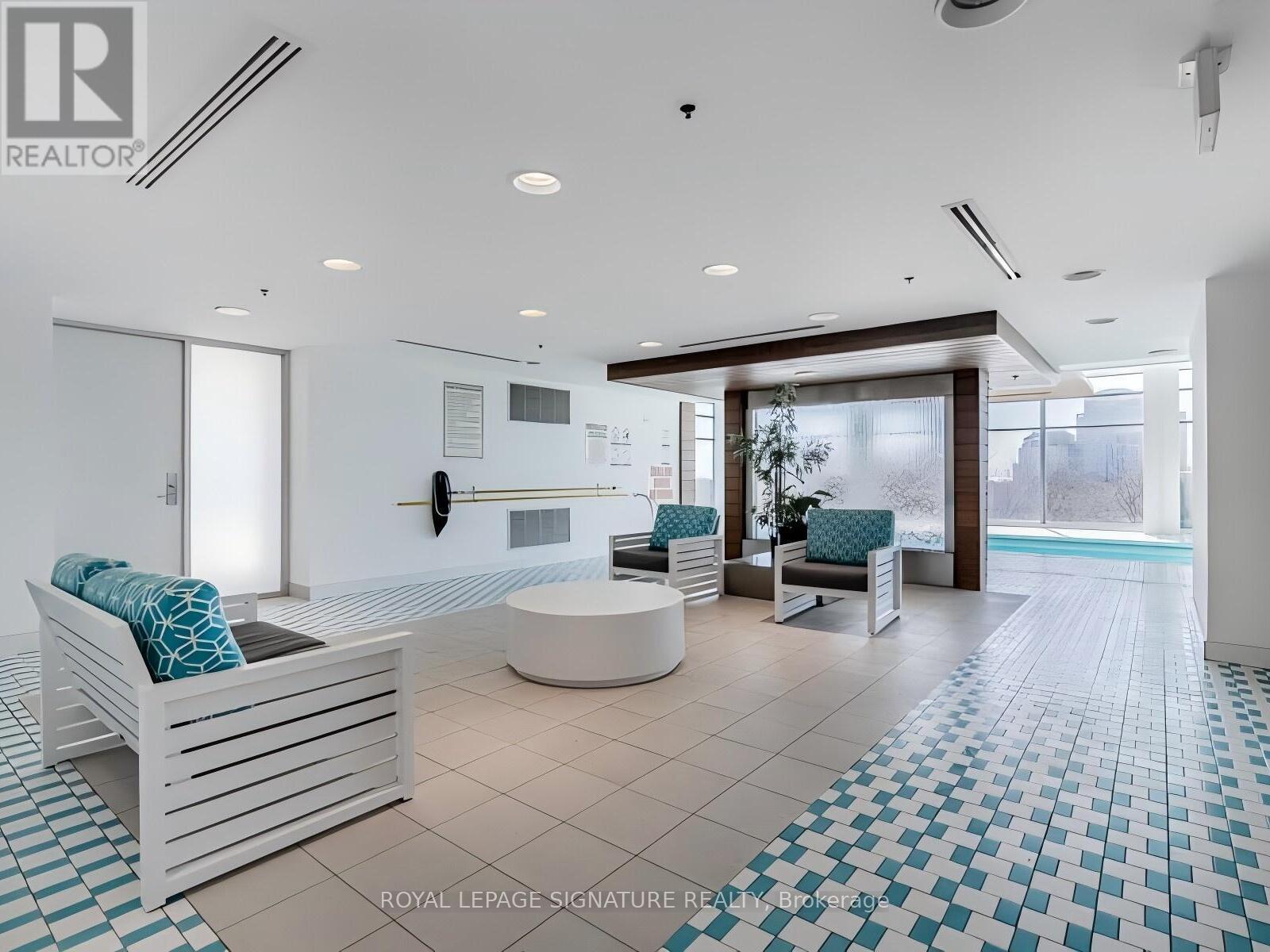 2233 - 165 Legion Road, Toronto, Ontario  M8Y 0B3 - Photo 36 - W12738904